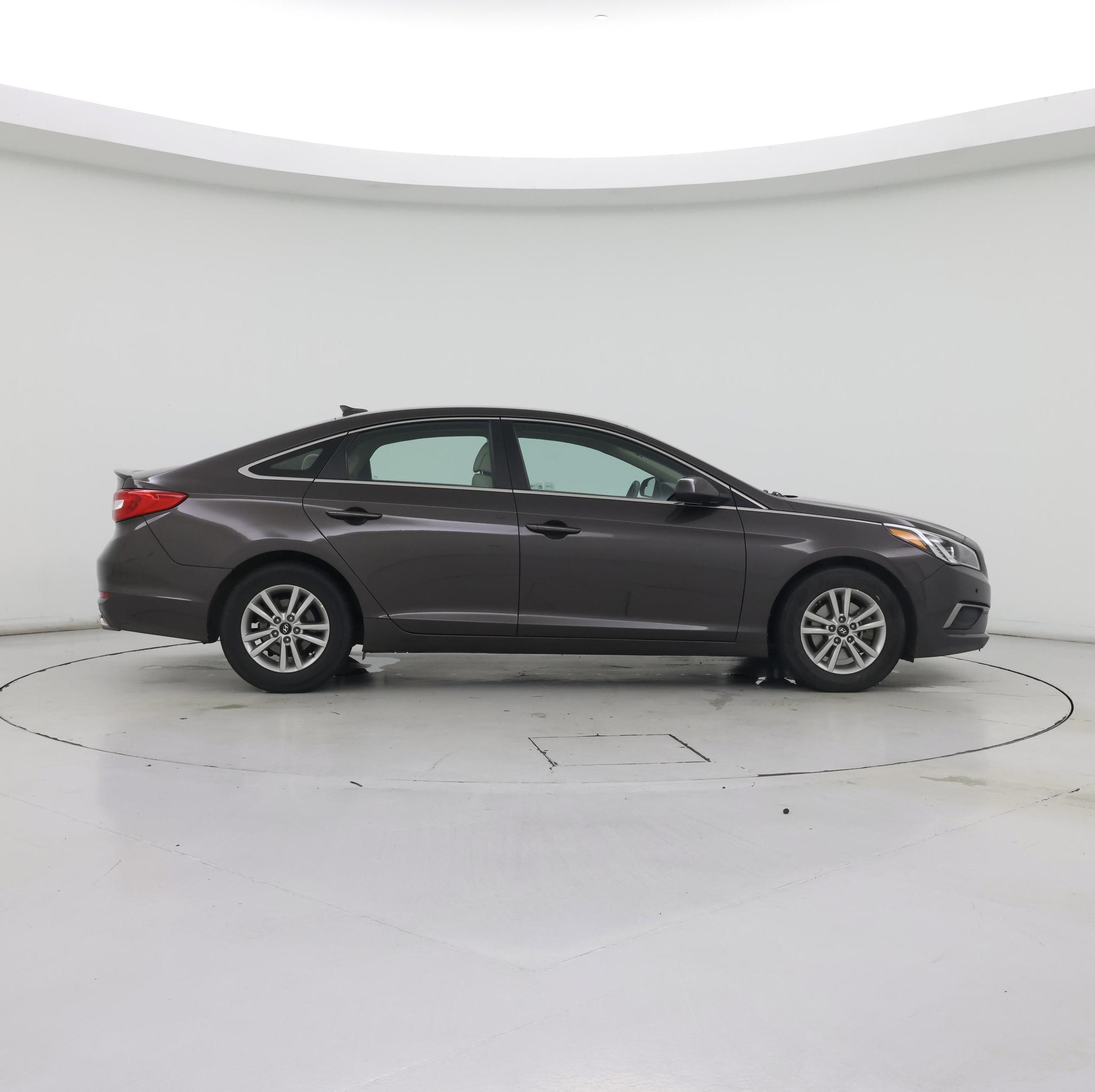 Thumbnail: 2016 Hyundai Sonata - 7