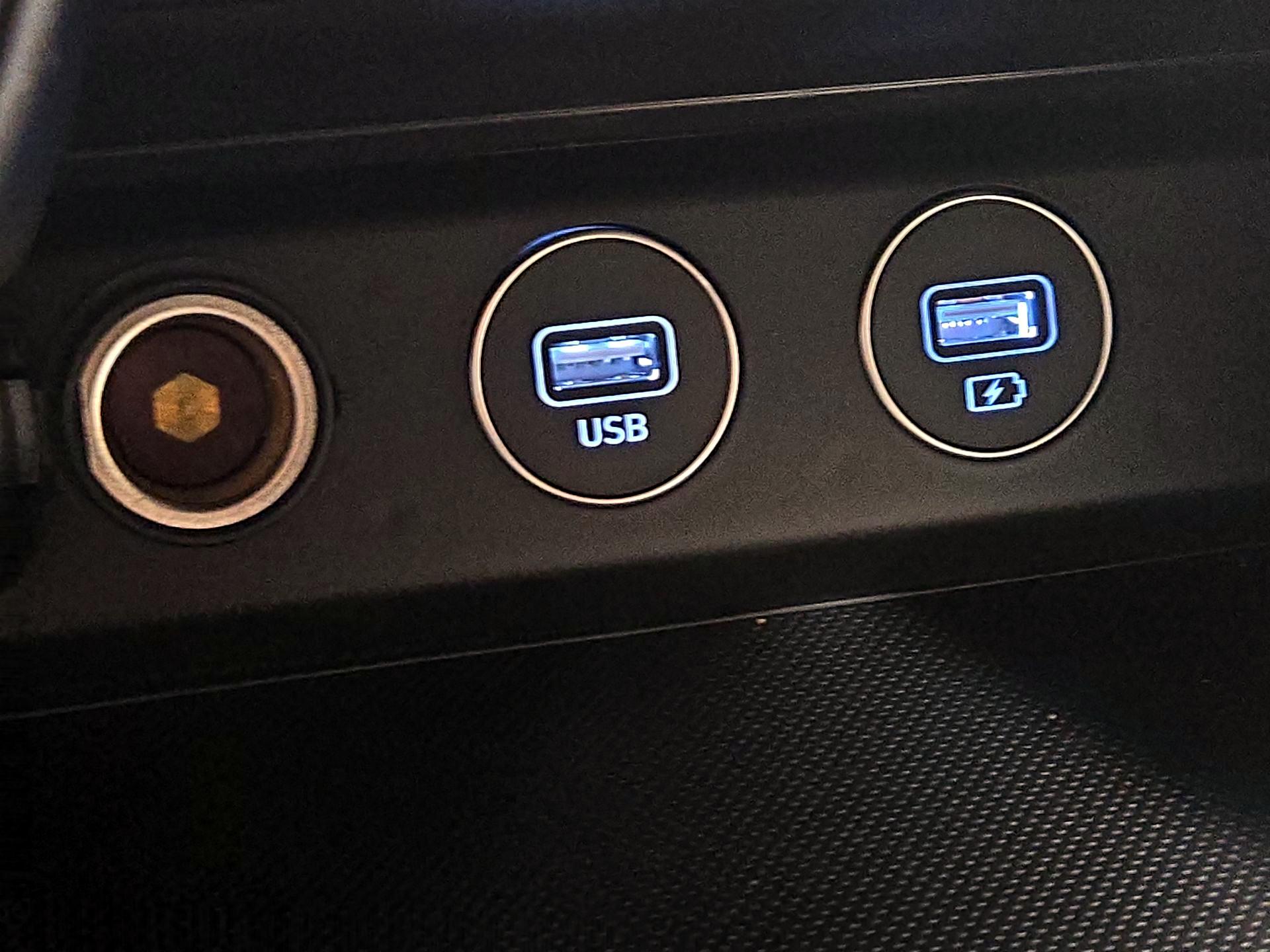 Thumbnail: 2023 Genesis G70 - 19