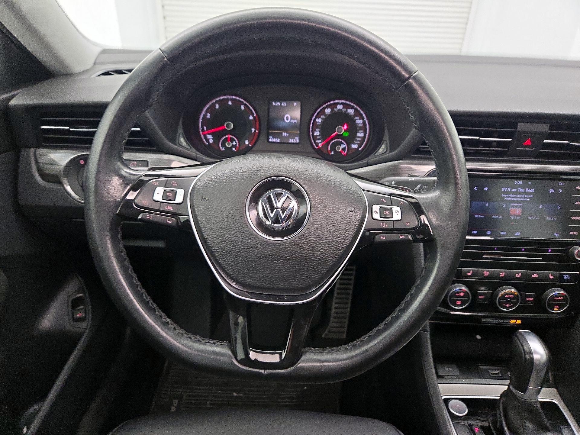 Thumbnail: 2020 Volkswagen Passat - 10