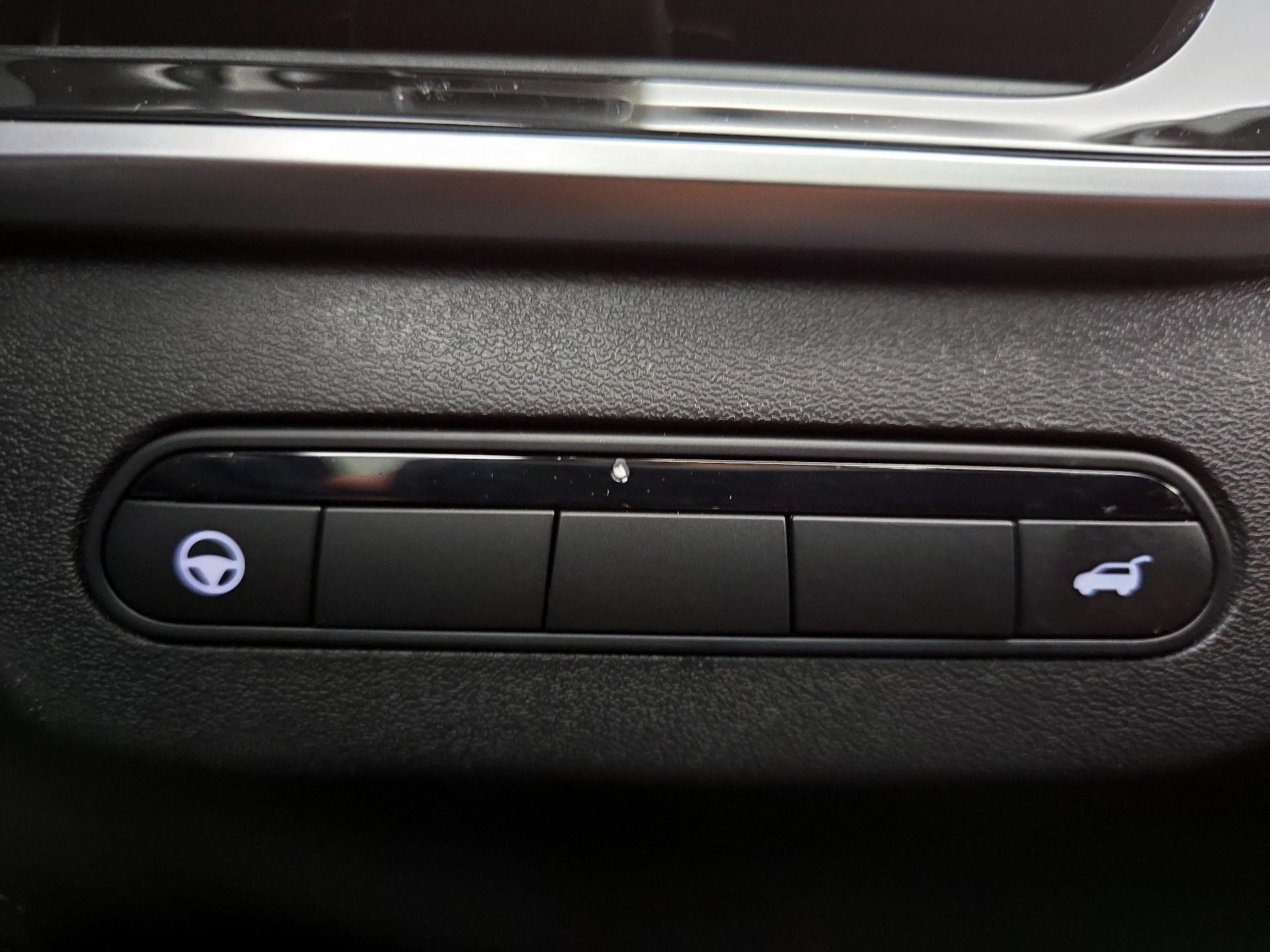 Thumbnail: 2024 INFINITI QX60 - 13
