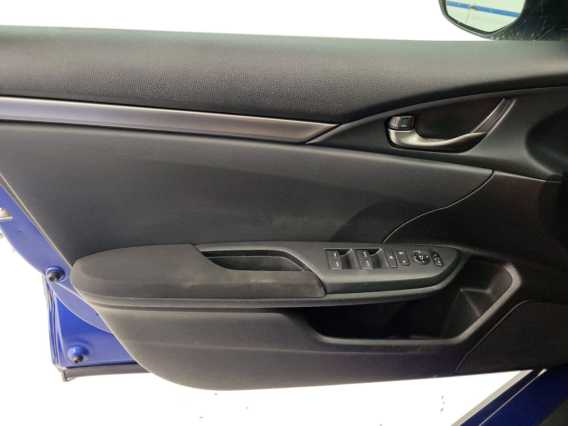 Thumbnail: 2018 Honda Civic - 12