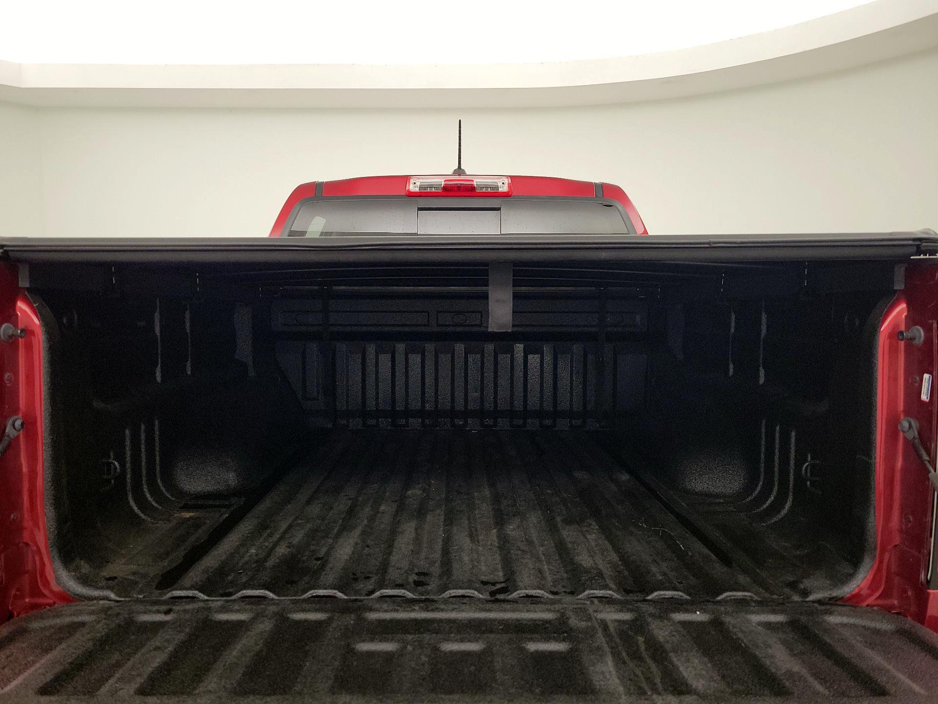 Thumbnail: 2021 Chevrolet Colorado - 19