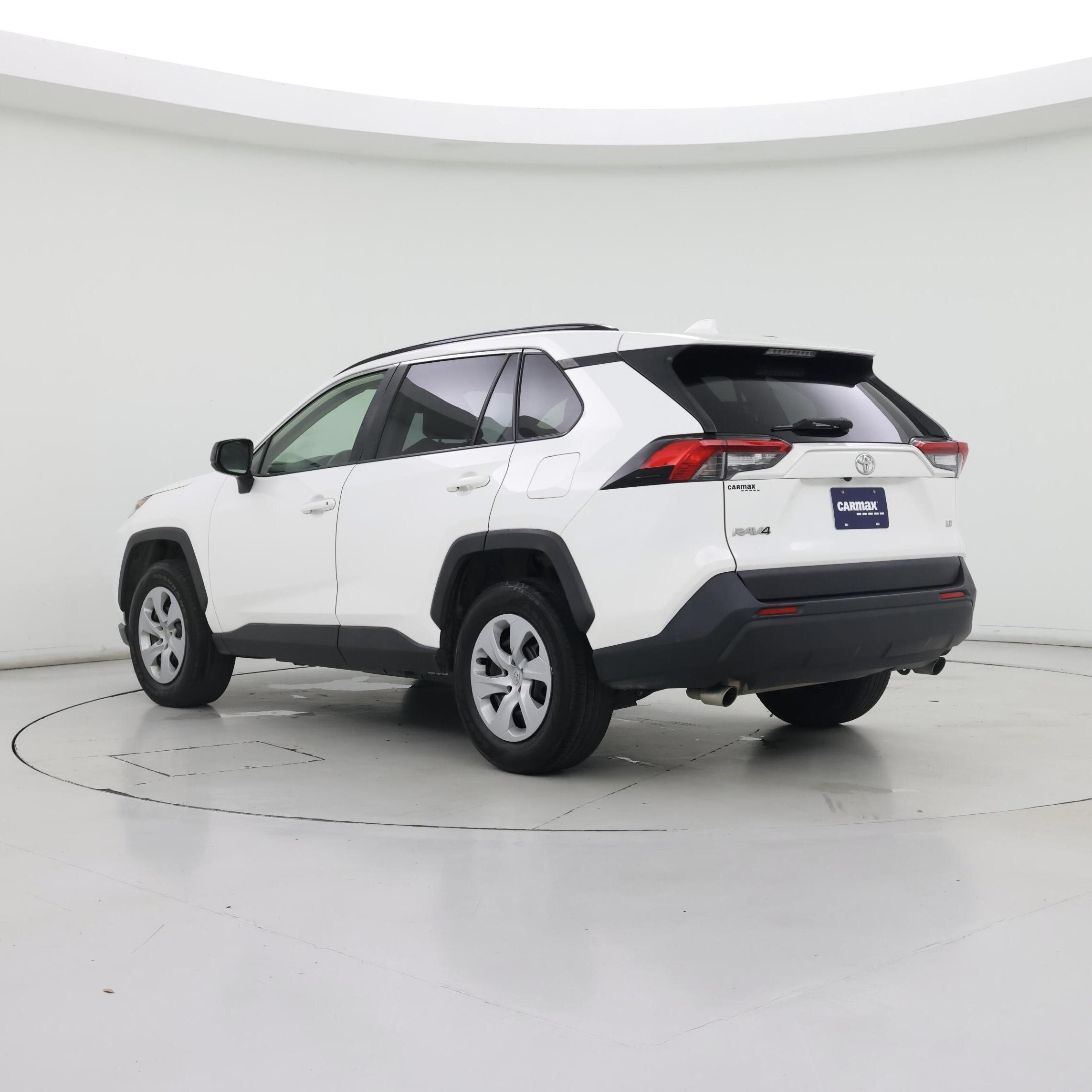 Thumbnail: 2019 Toyota RAV4 - 2