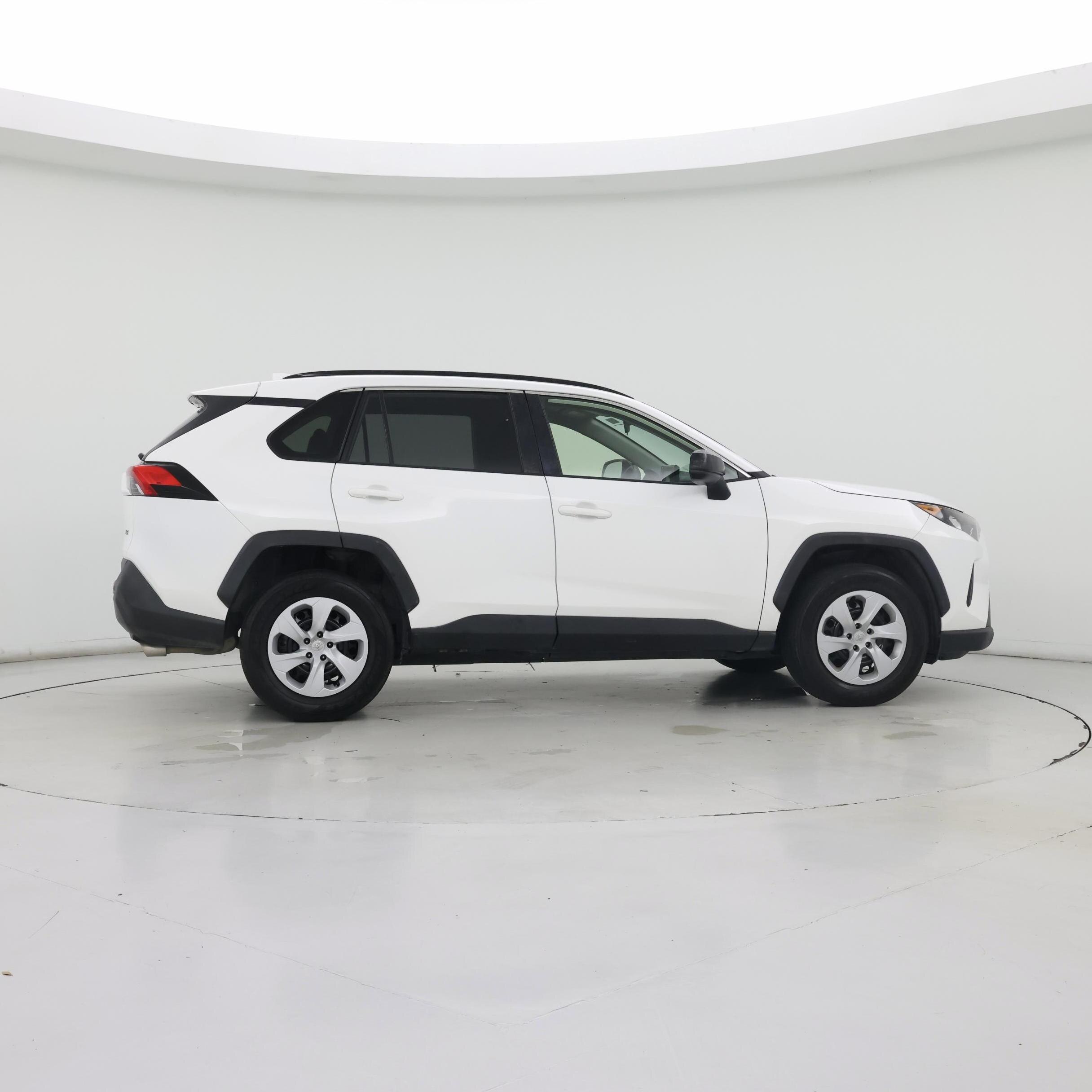 Thumbnail: 2019 Toyota RAV4 - 7