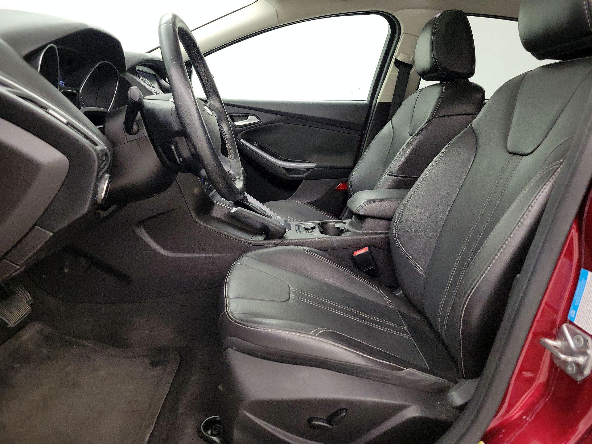 Thumbnail: 2014 Ford Focus - 11