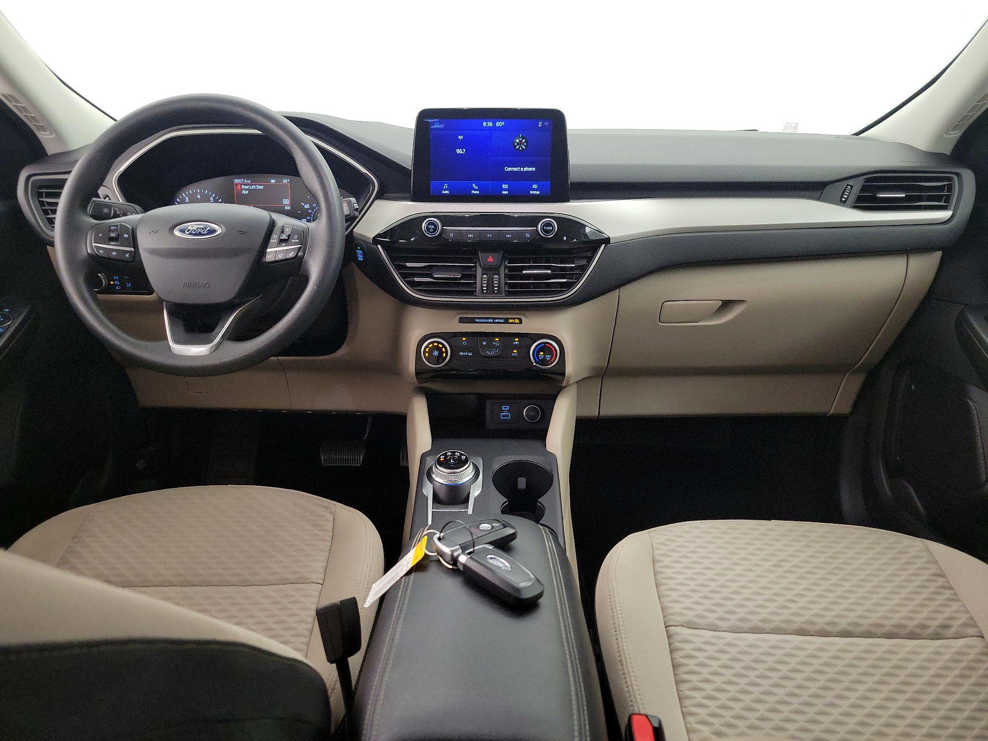 Thumbnail: 2021 Ford Escape - 9