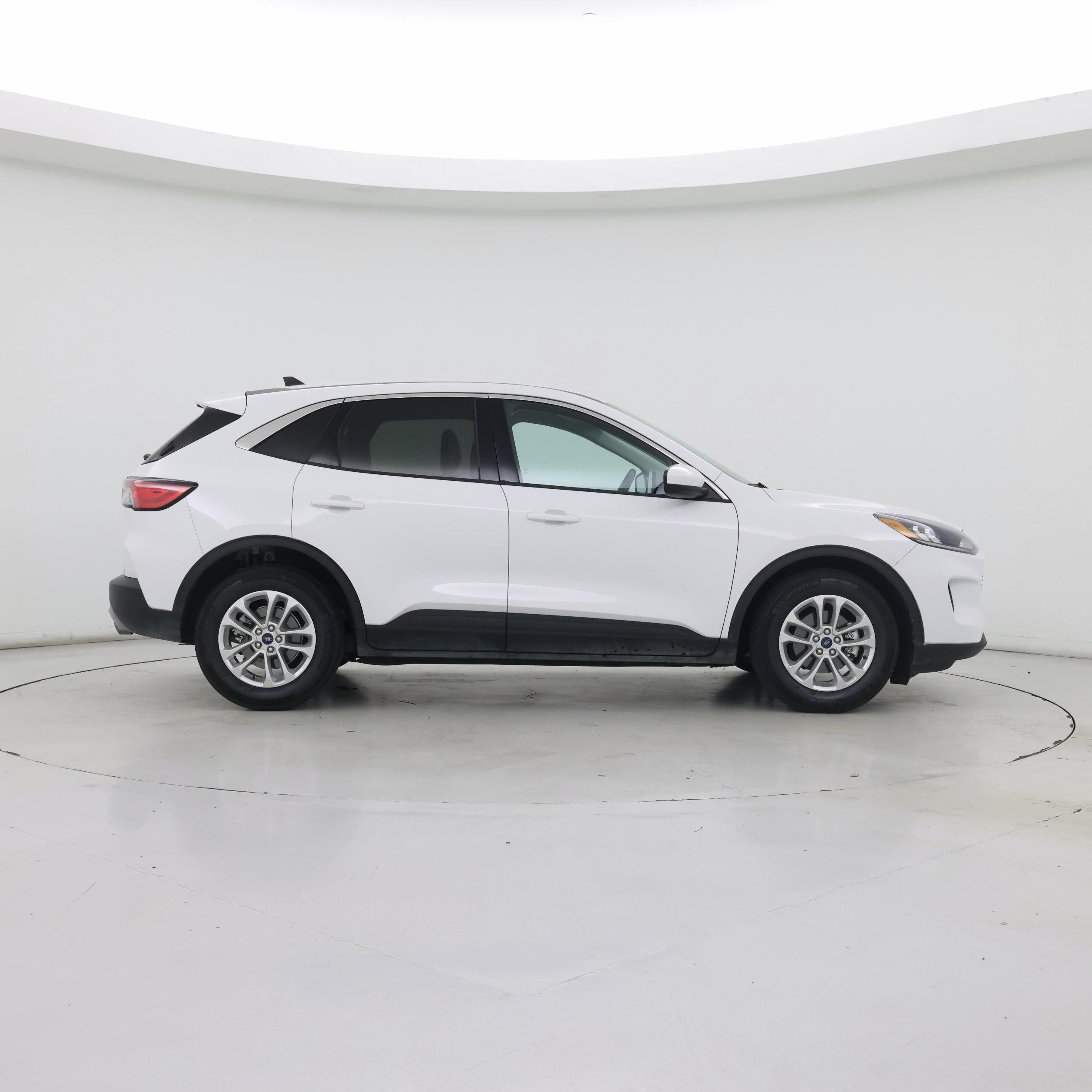 Thumbnail: 2021 Ford Escape - 7