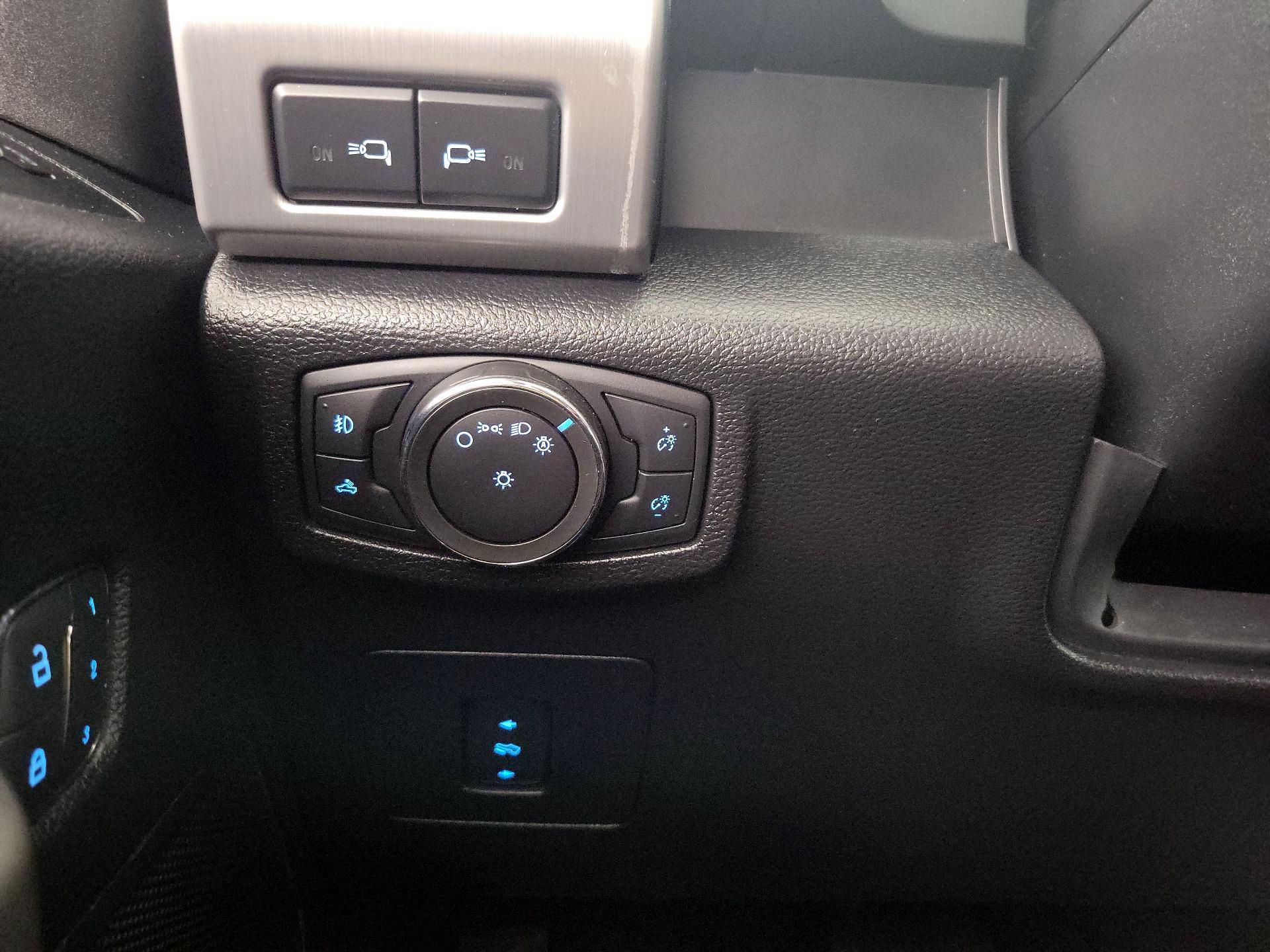 Thumbnail: 2015 Ford F-150 - 13