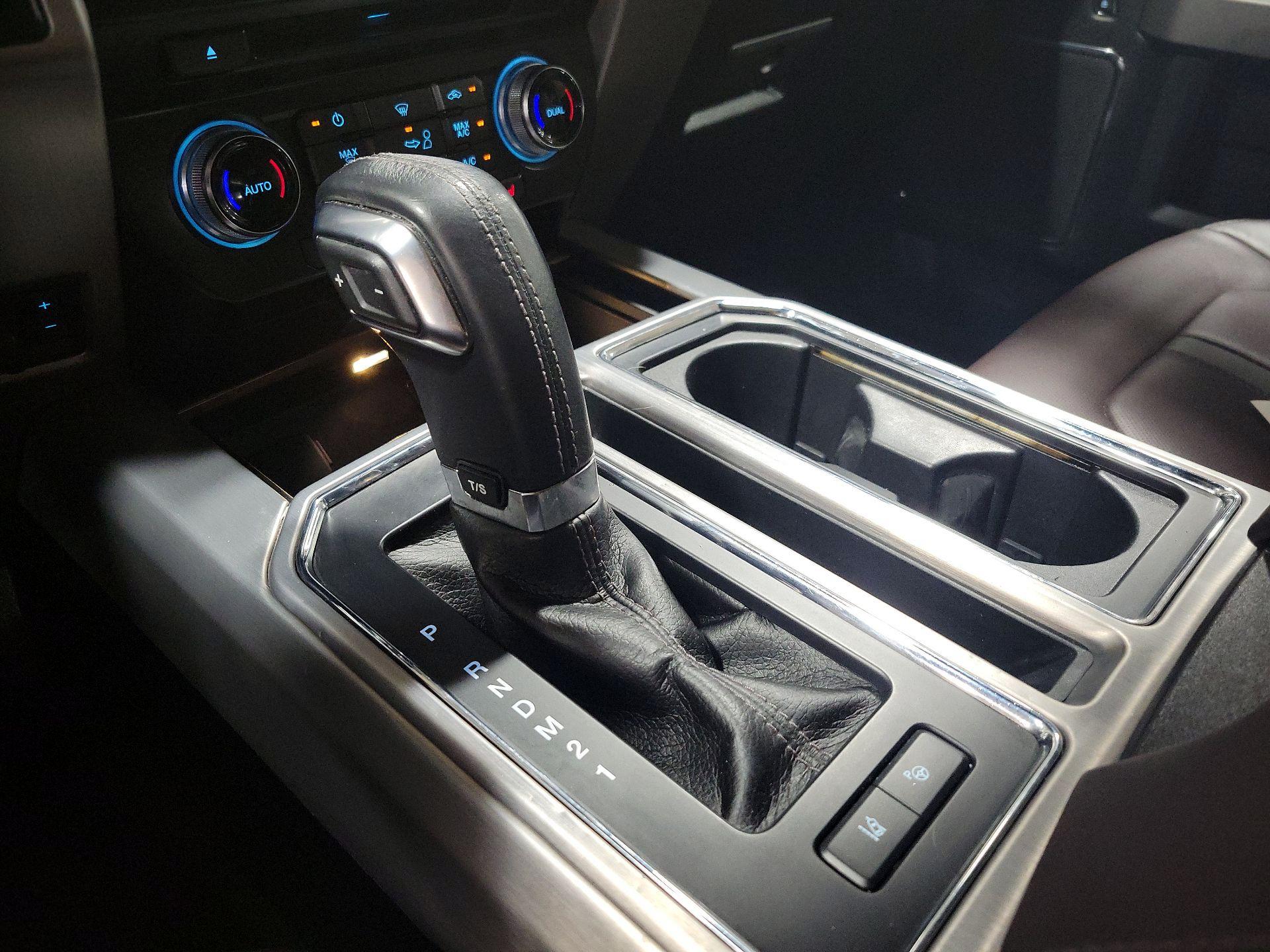 Thumbnail: 2015 Ford F-150 - 17