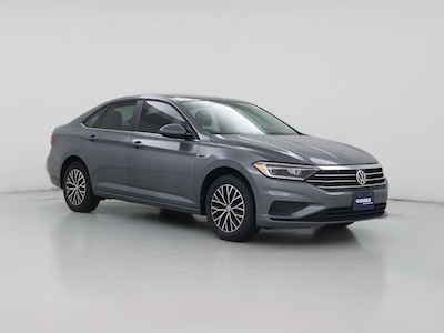 Gray 2019 Volkswagen Jetta SEL