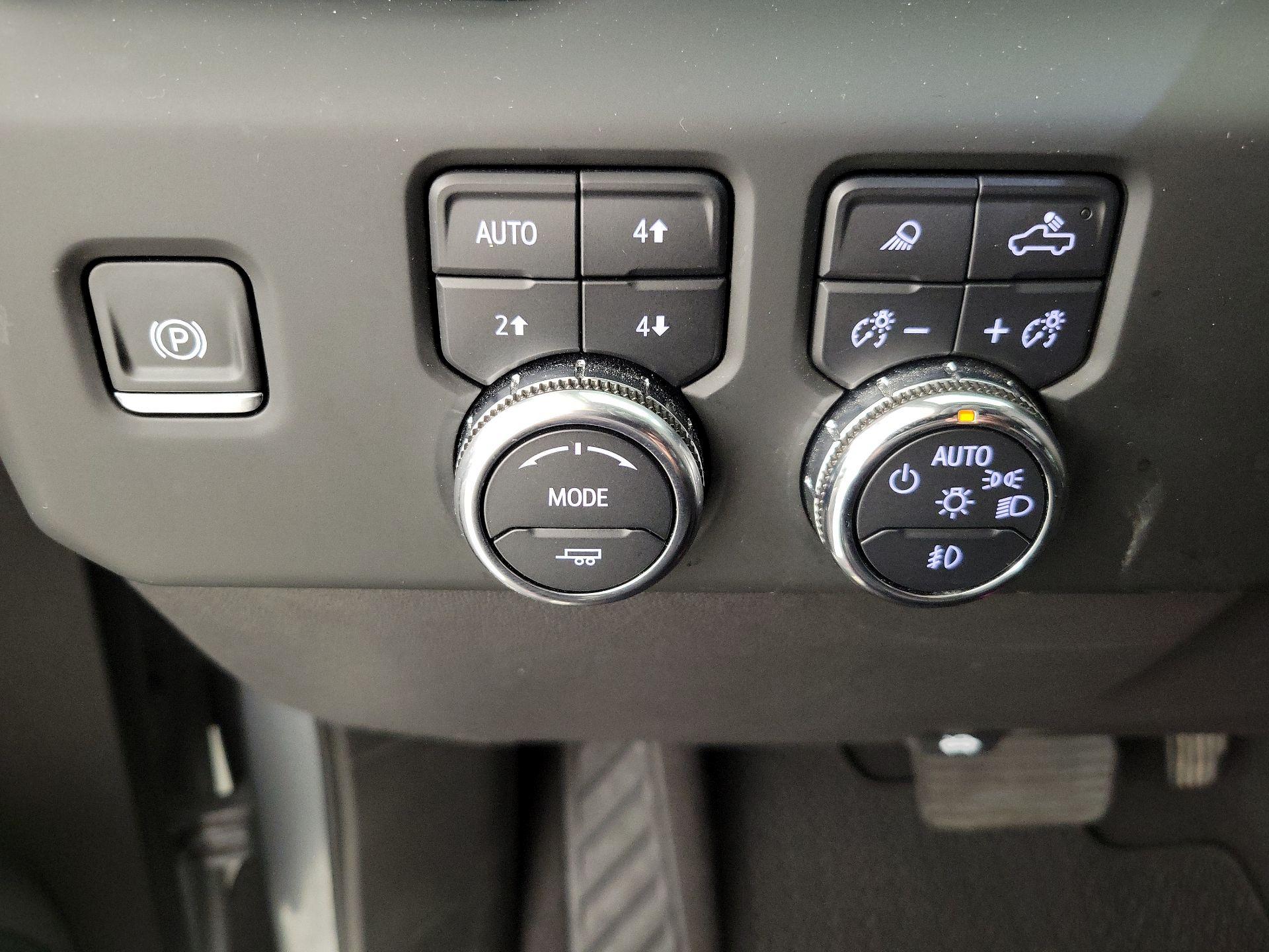 Thumbnail: 2024 GMC Sierra 1500 - 13