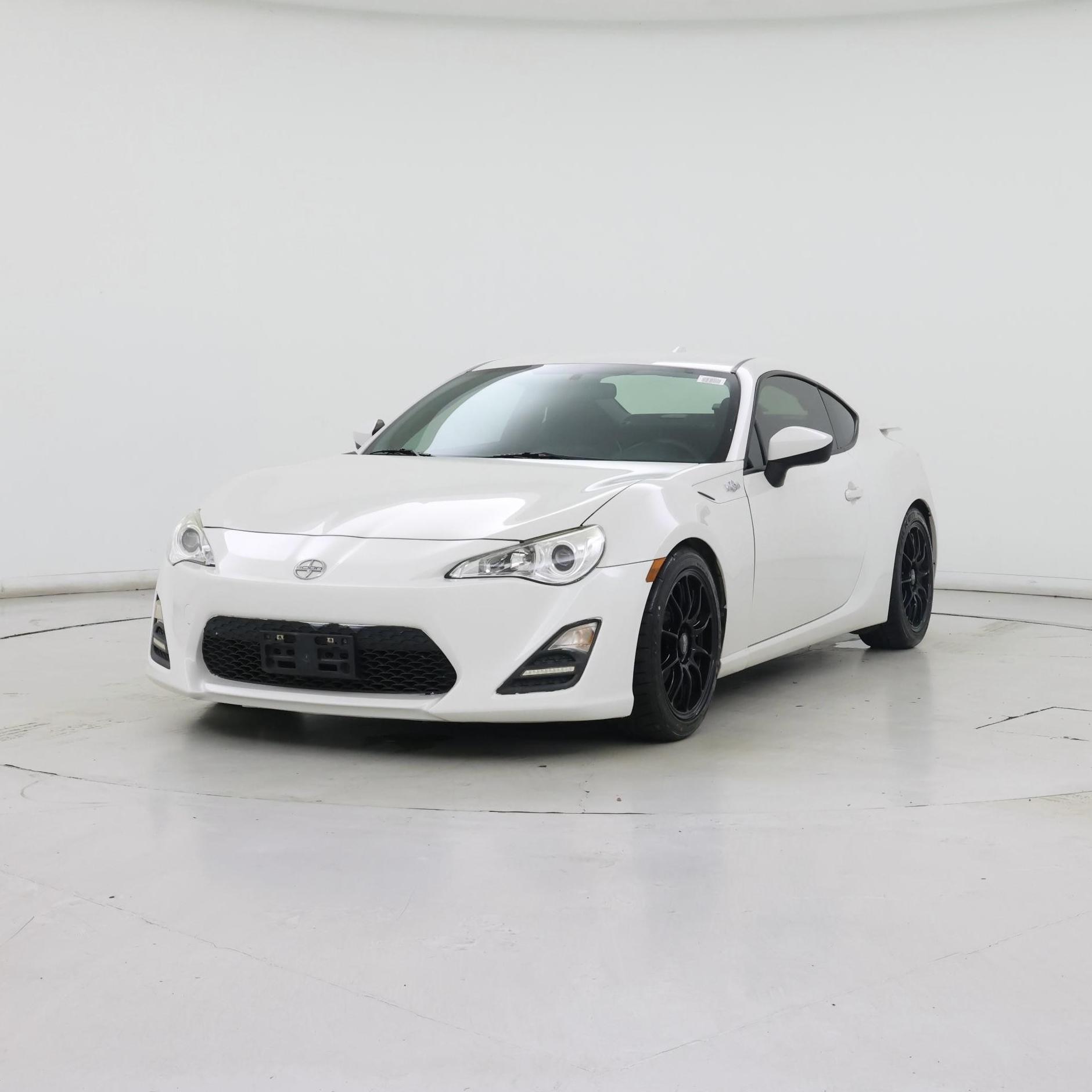 Thumbnail: 2015 Scion FR-S - 4
