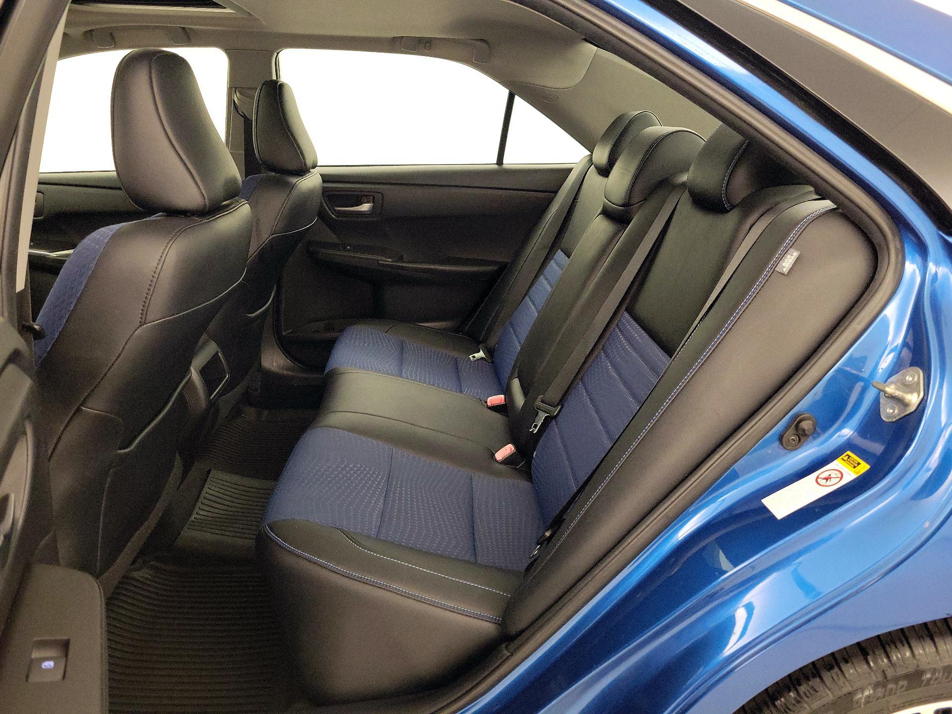 Thumbnail: 2016 Toyota Camry - 19