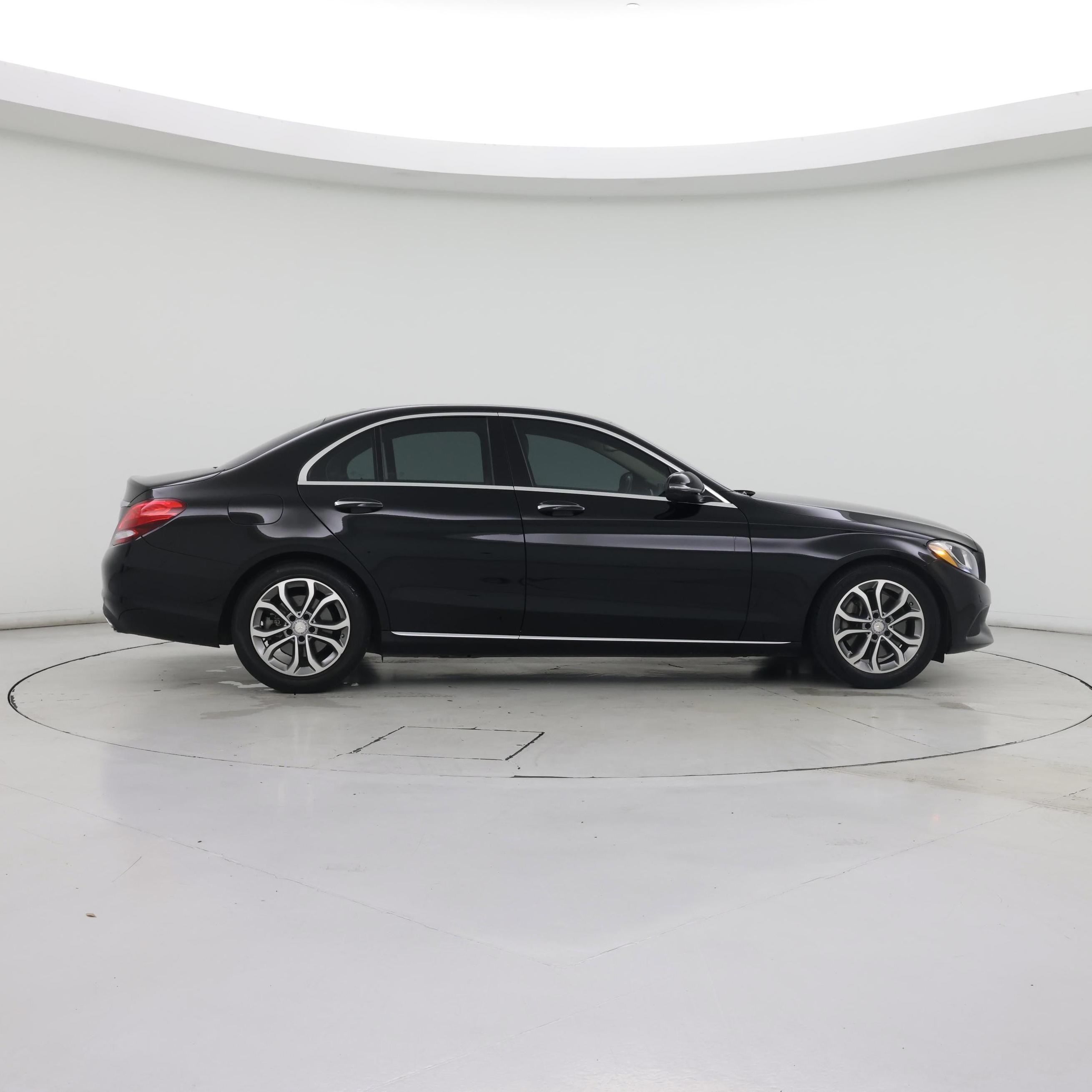 Thumbnail: 2016 Mercedes-Benz C-Class - 7
