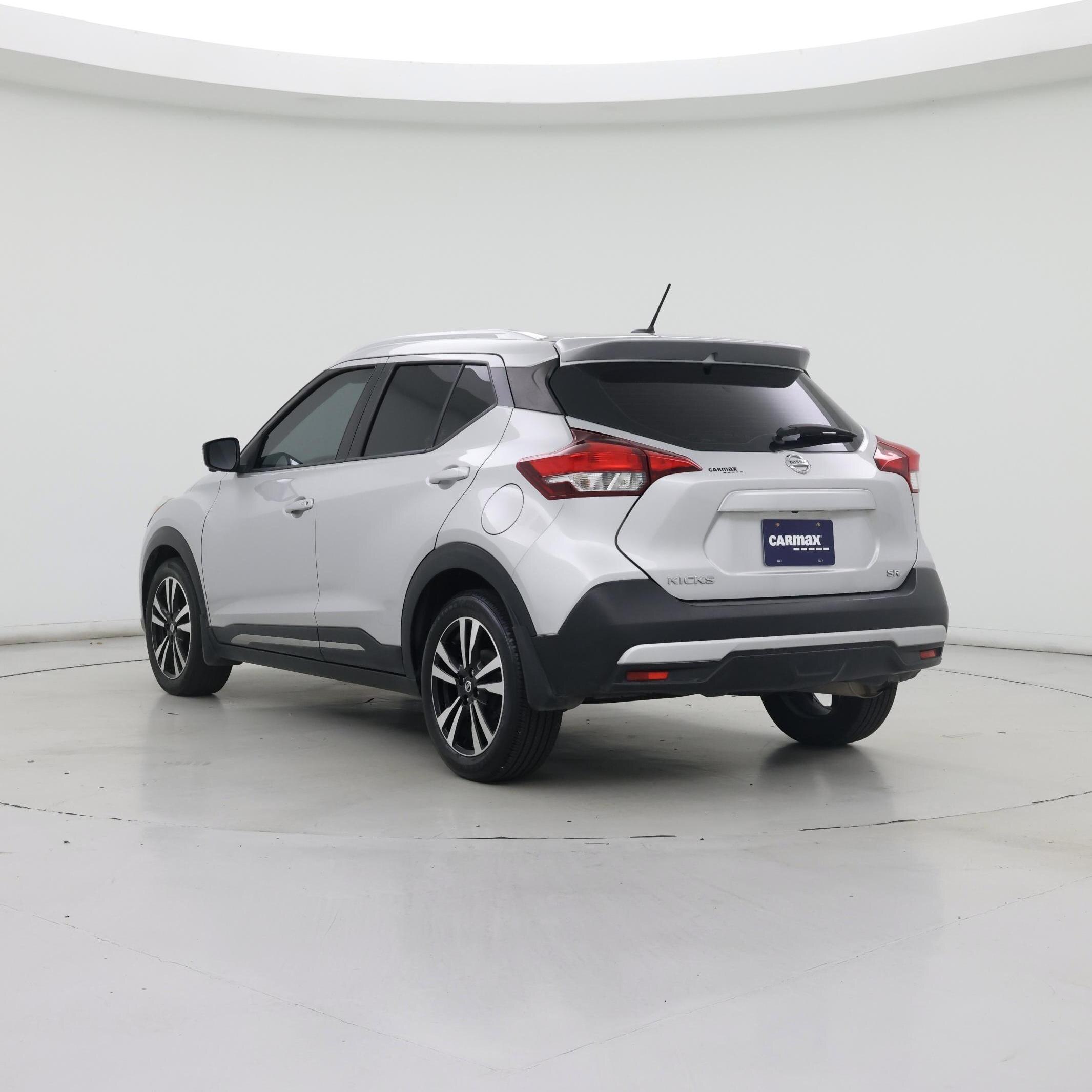 Thumbnail: 2019 Nissan Kicks - 2