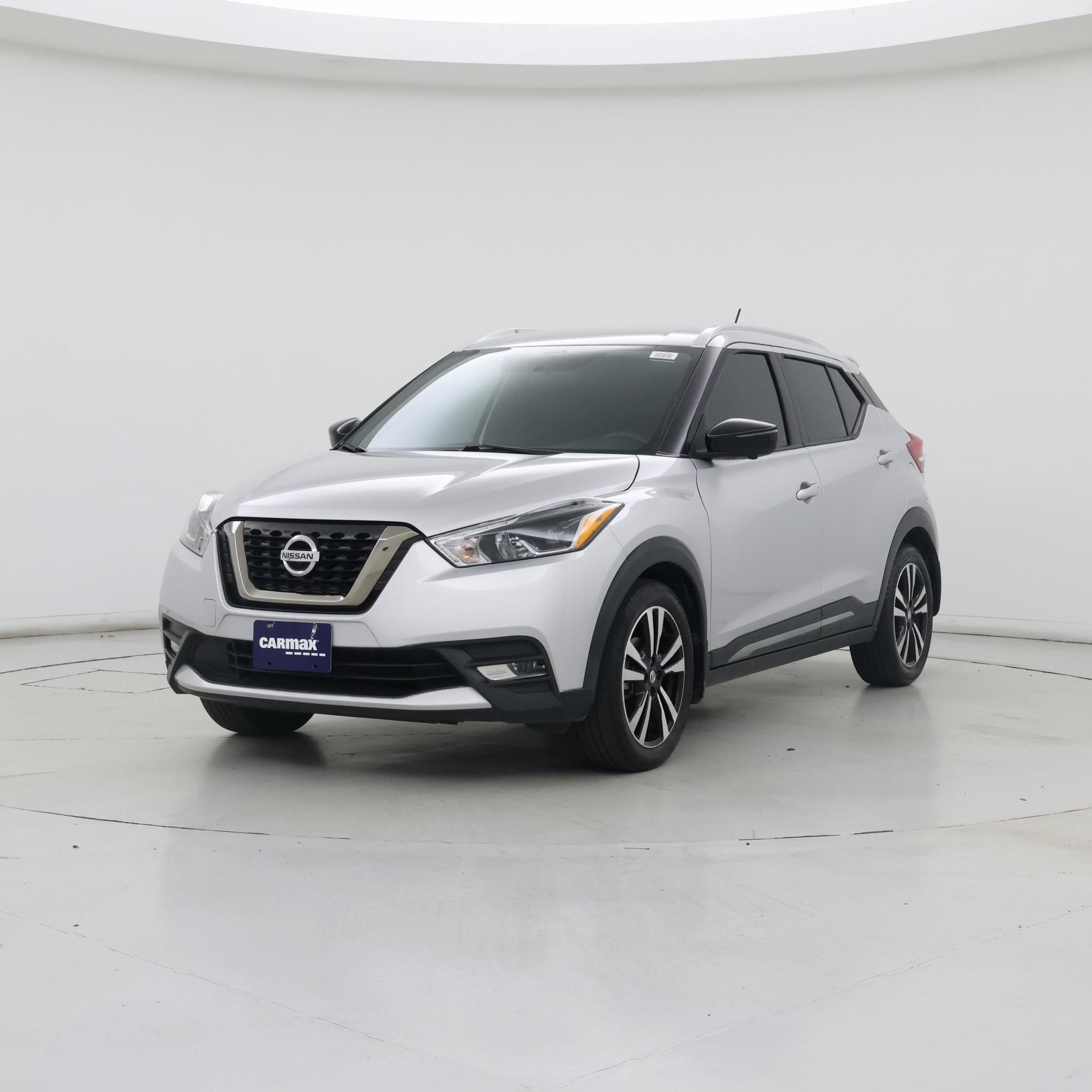Thumbnail: 2019 Nissan Kicks - 4