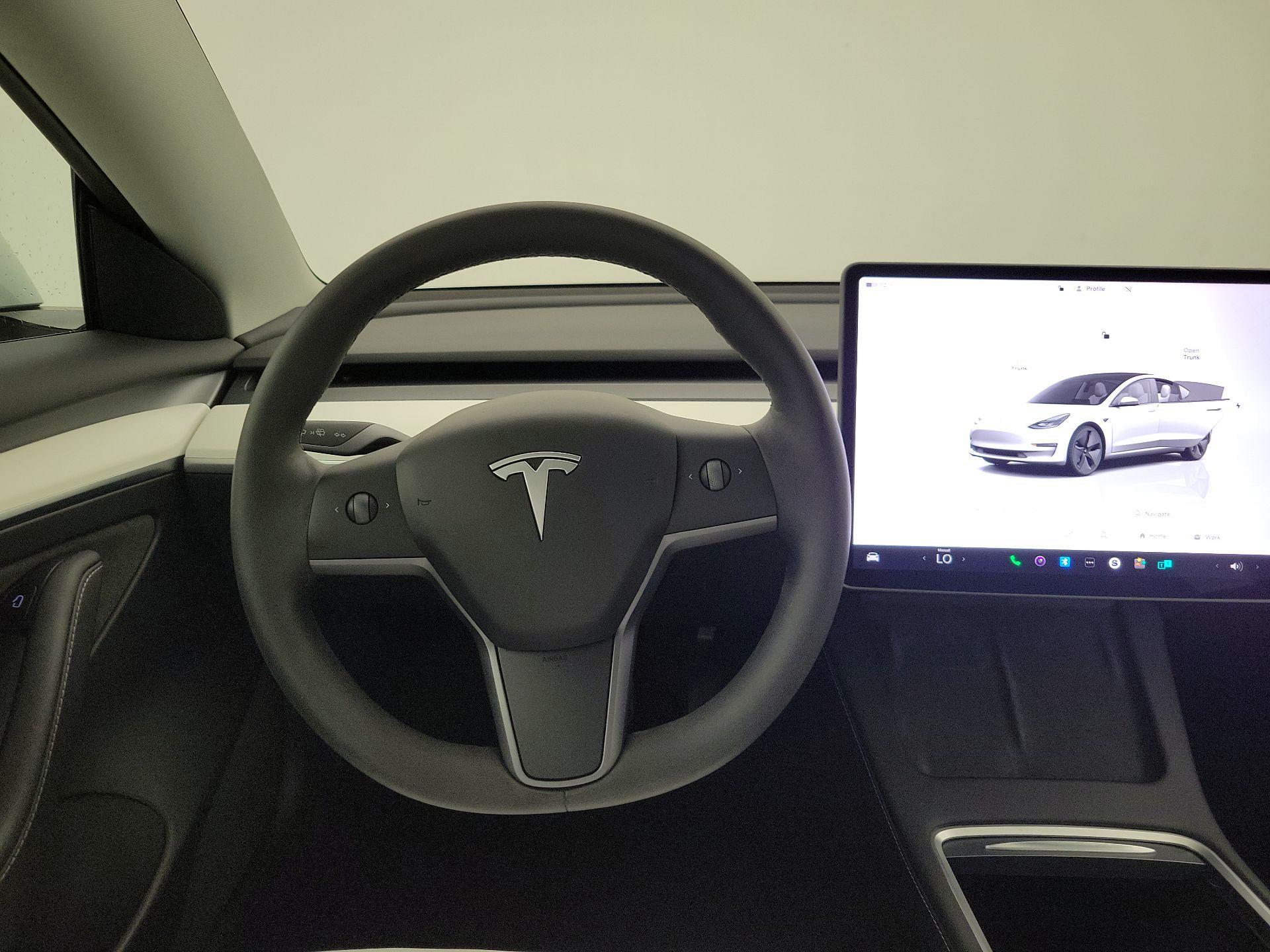 Thumbnail: 2022 Tesla Model 3 - 10