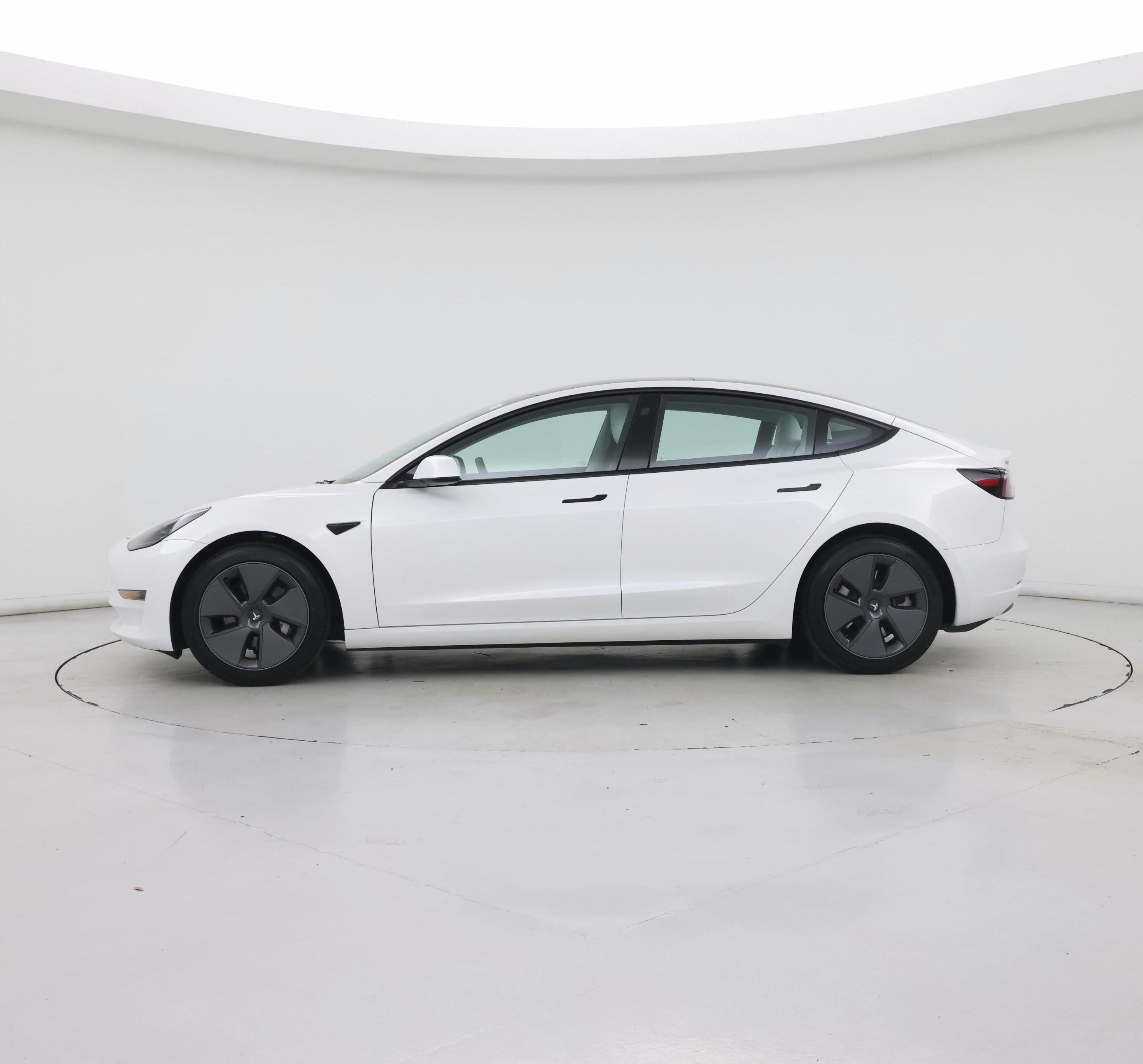 Thumbnail: 2022 Tesla Model 3 - 3