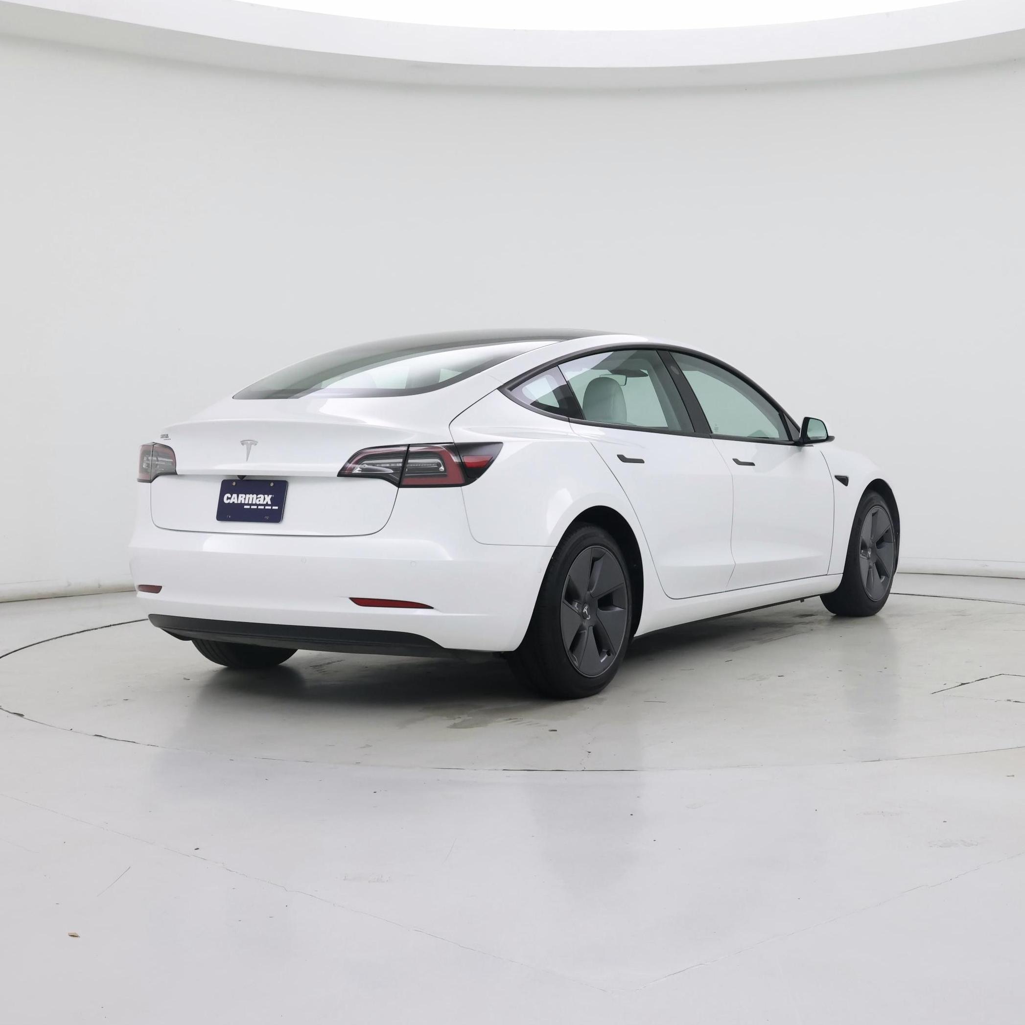Thumbnail: 2022 Tesla Model 3 - 8