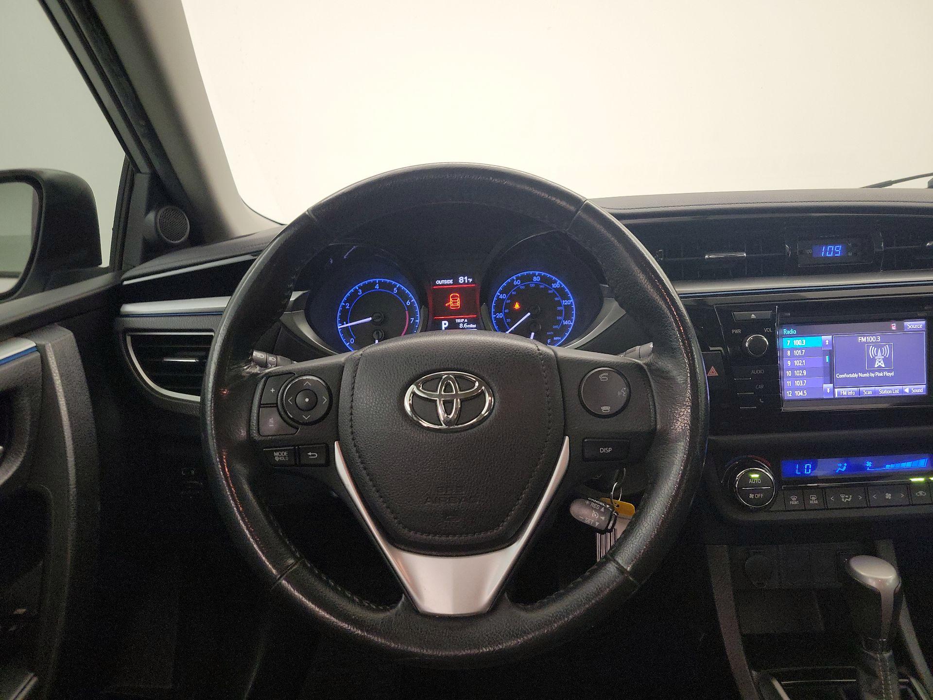 Thumbnail: 2016 Toyota Corolla - 10