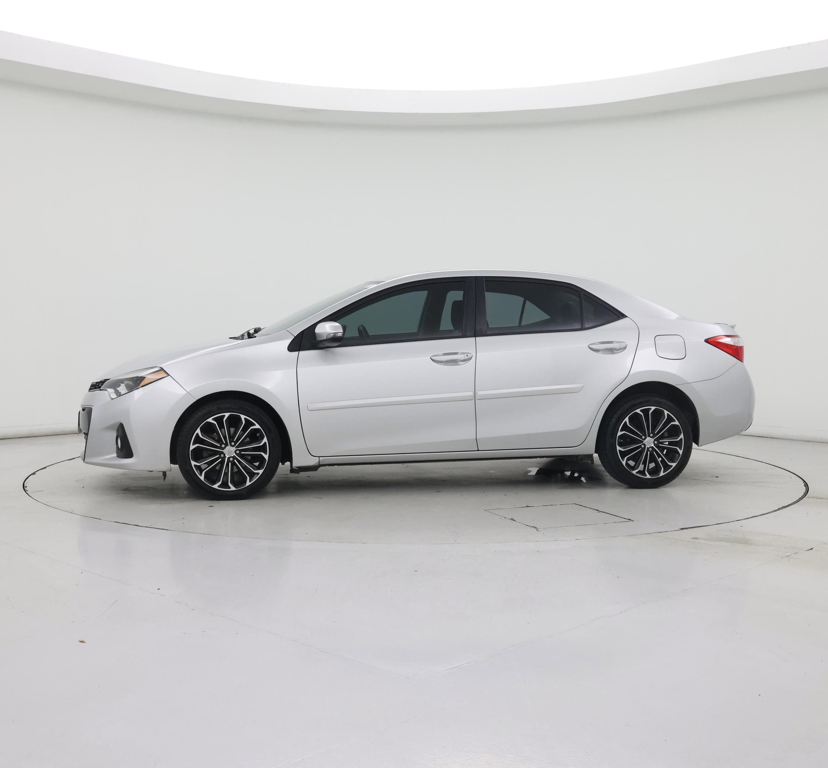Thumbnail: 2016 Toyota Corolla - 3