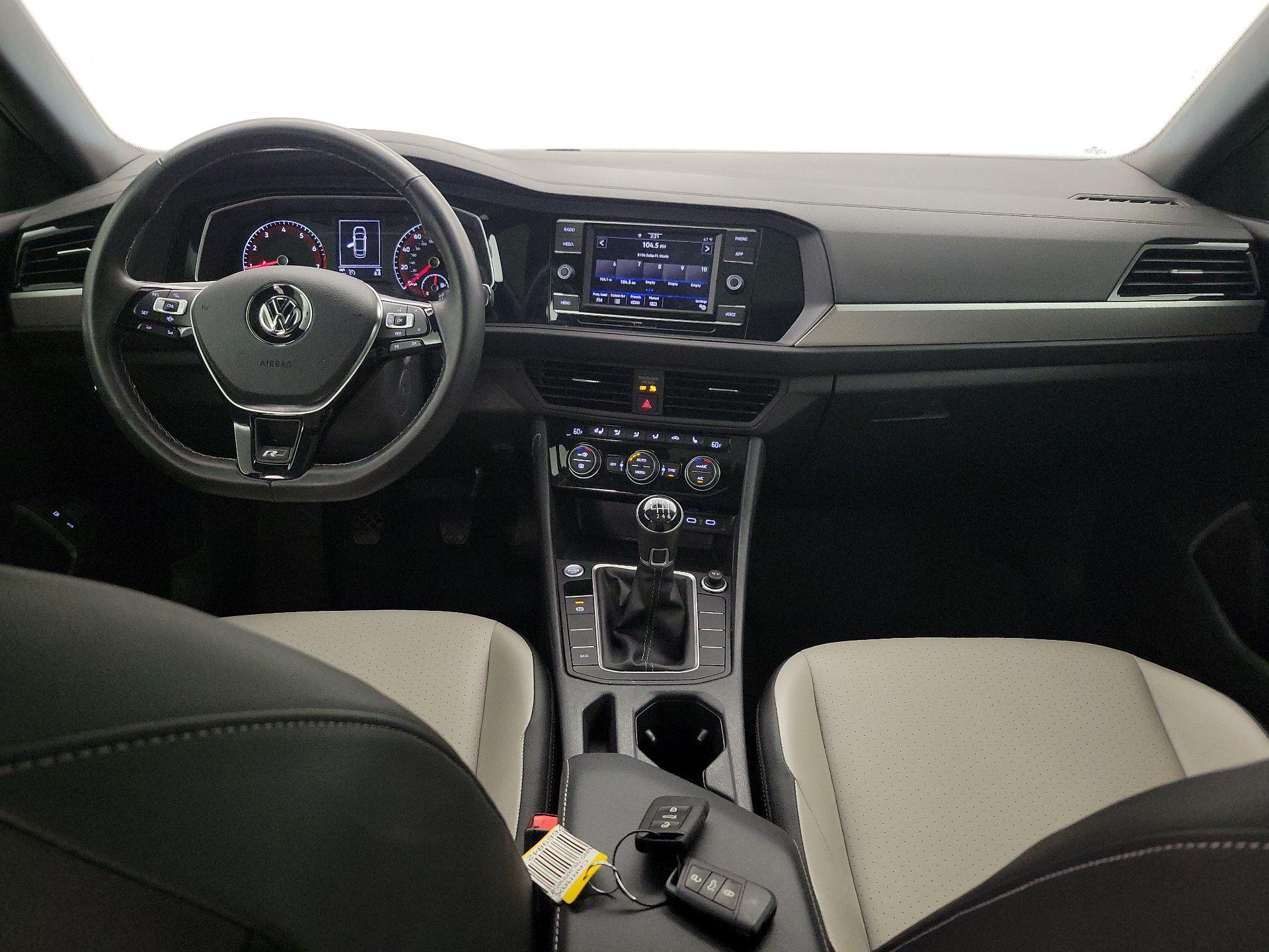 Thumbnail: 2021 Volkswagen Jetta - 9