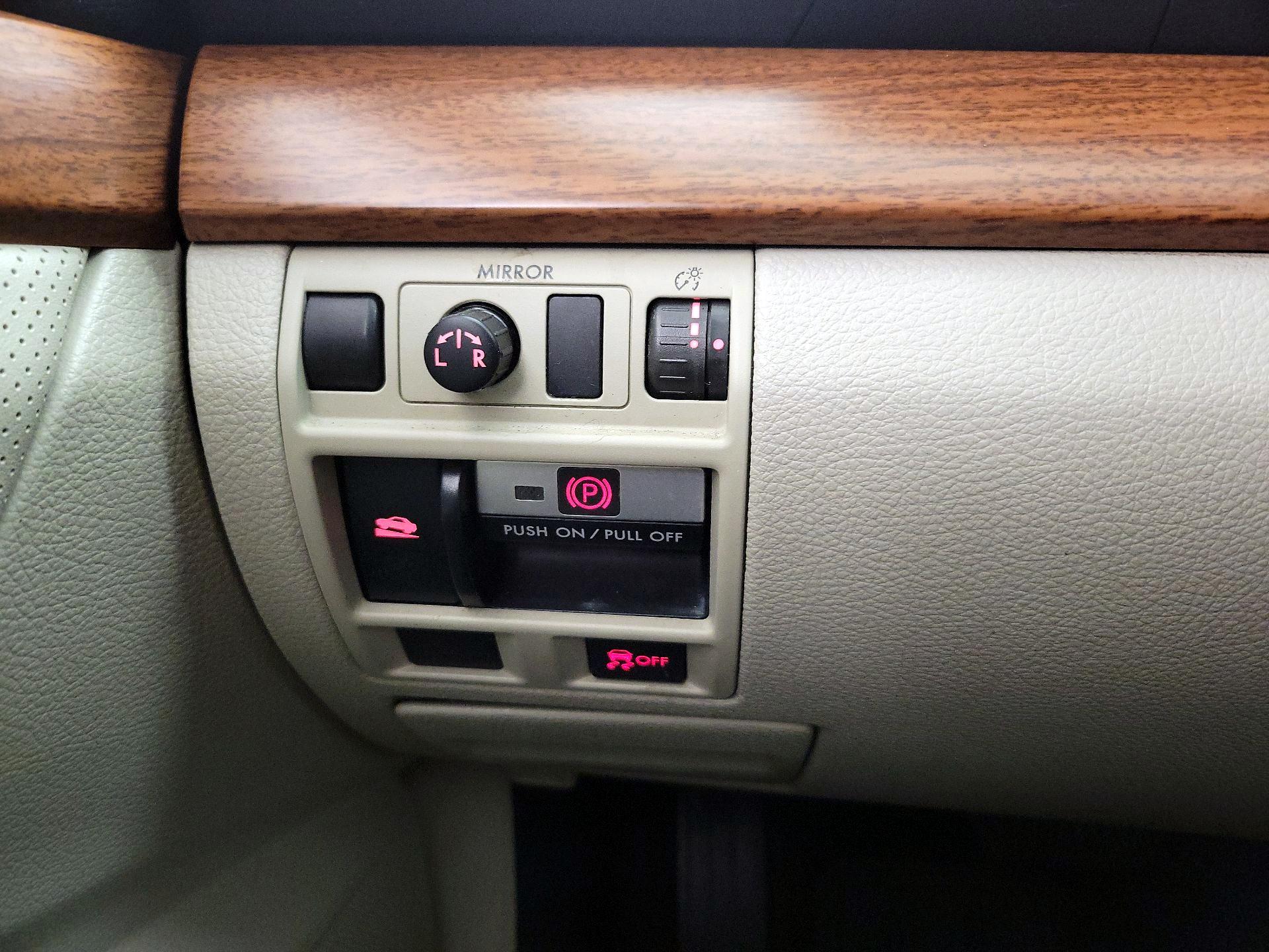 Thumbnail: 2014 Subaru Outback - 13