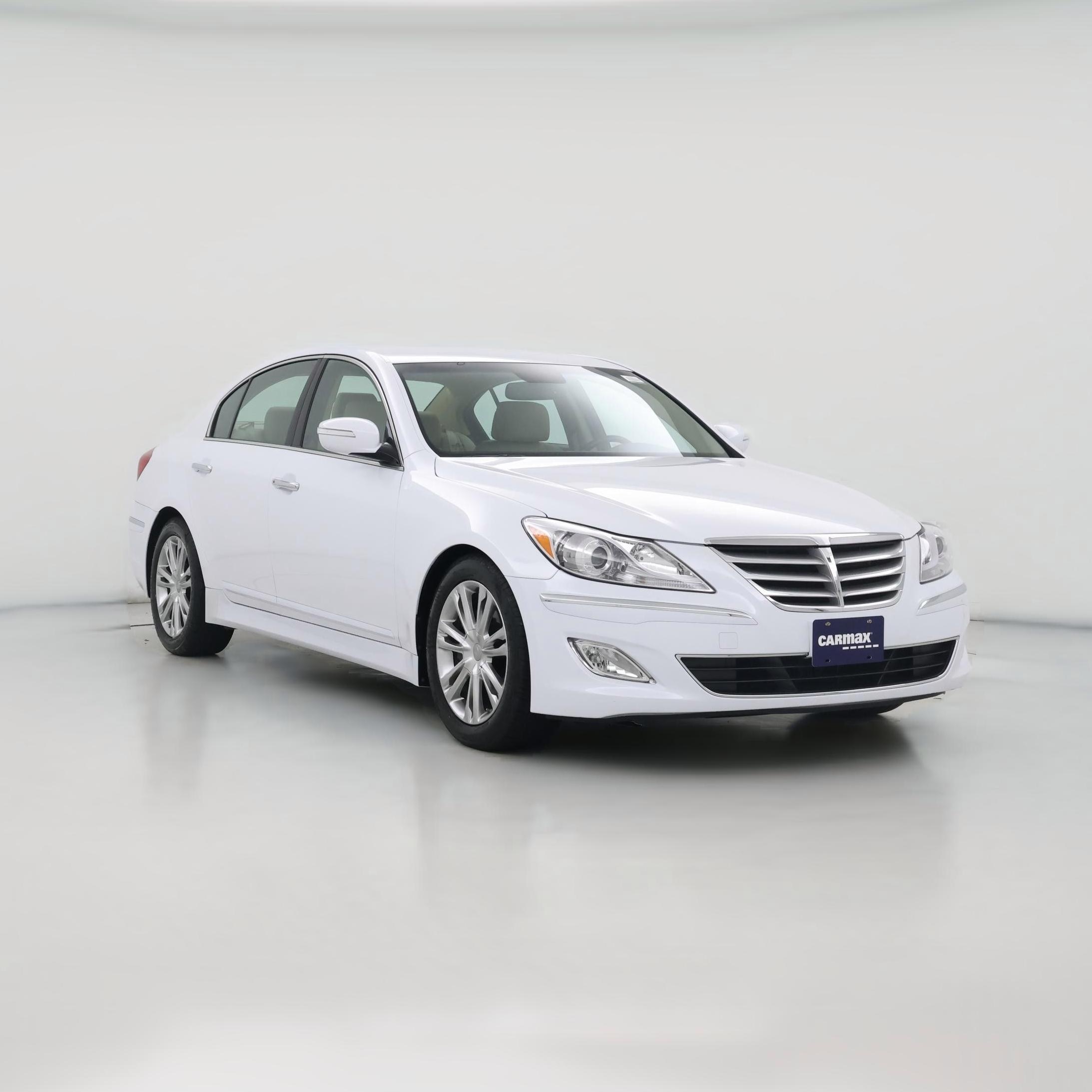 Thumbnail: 2014 Hyundai Genesis - 1