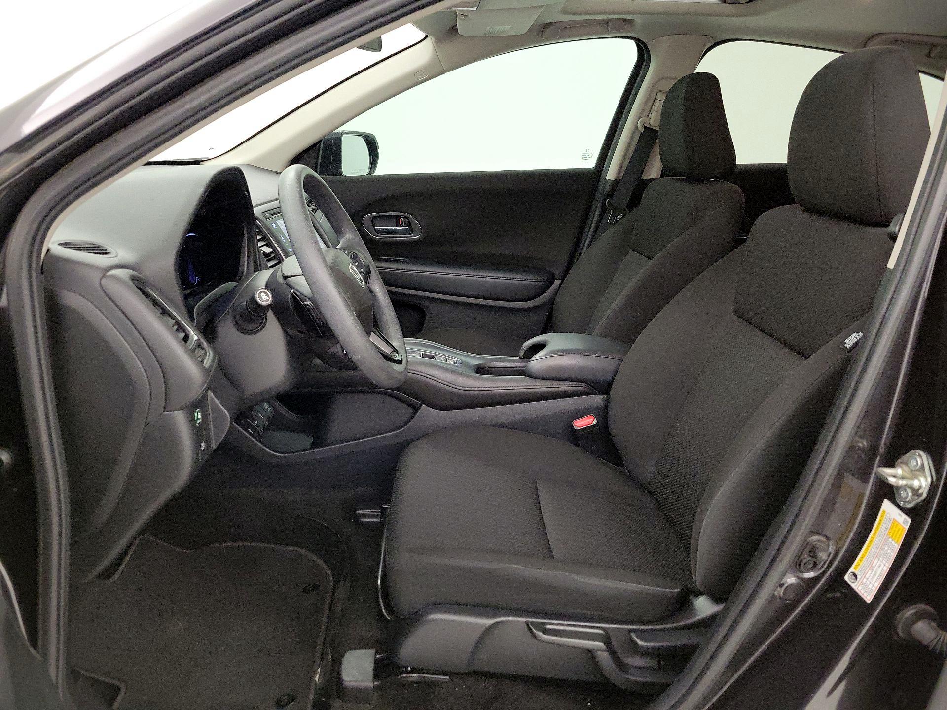 Thumbnail: 2018 Honda HR-V - 11