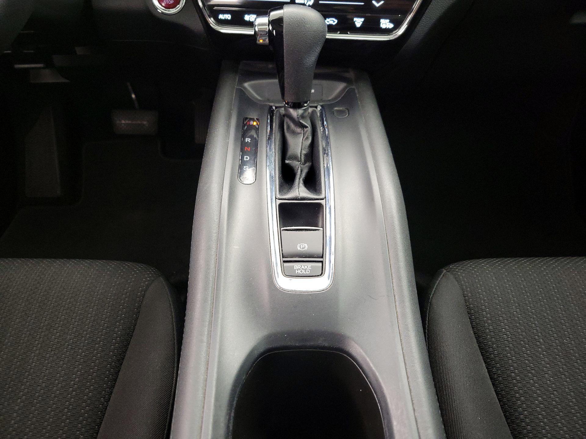Thumbnail: 2018 Honda HR-V - 17