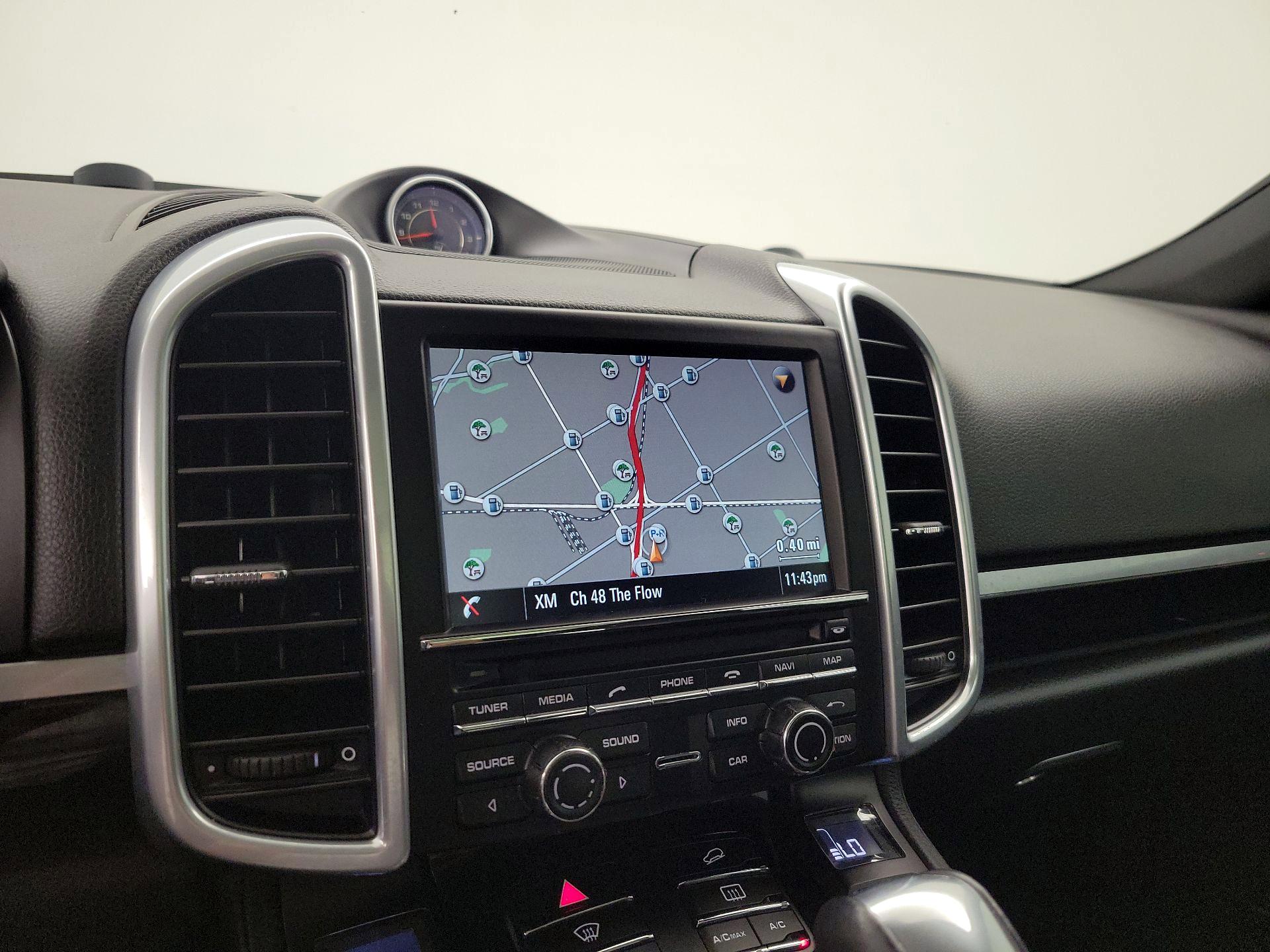 Thumbnail: 2016 Porsche Cayenne - 14