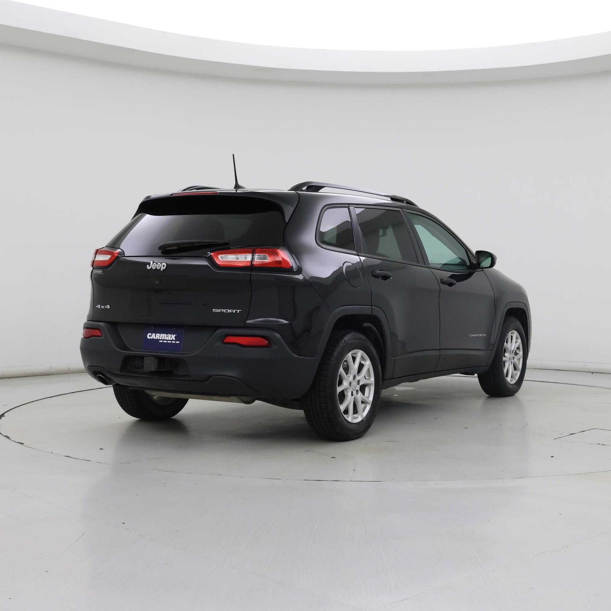 Thumbnail: 2016 Jeep Cherokee - 8