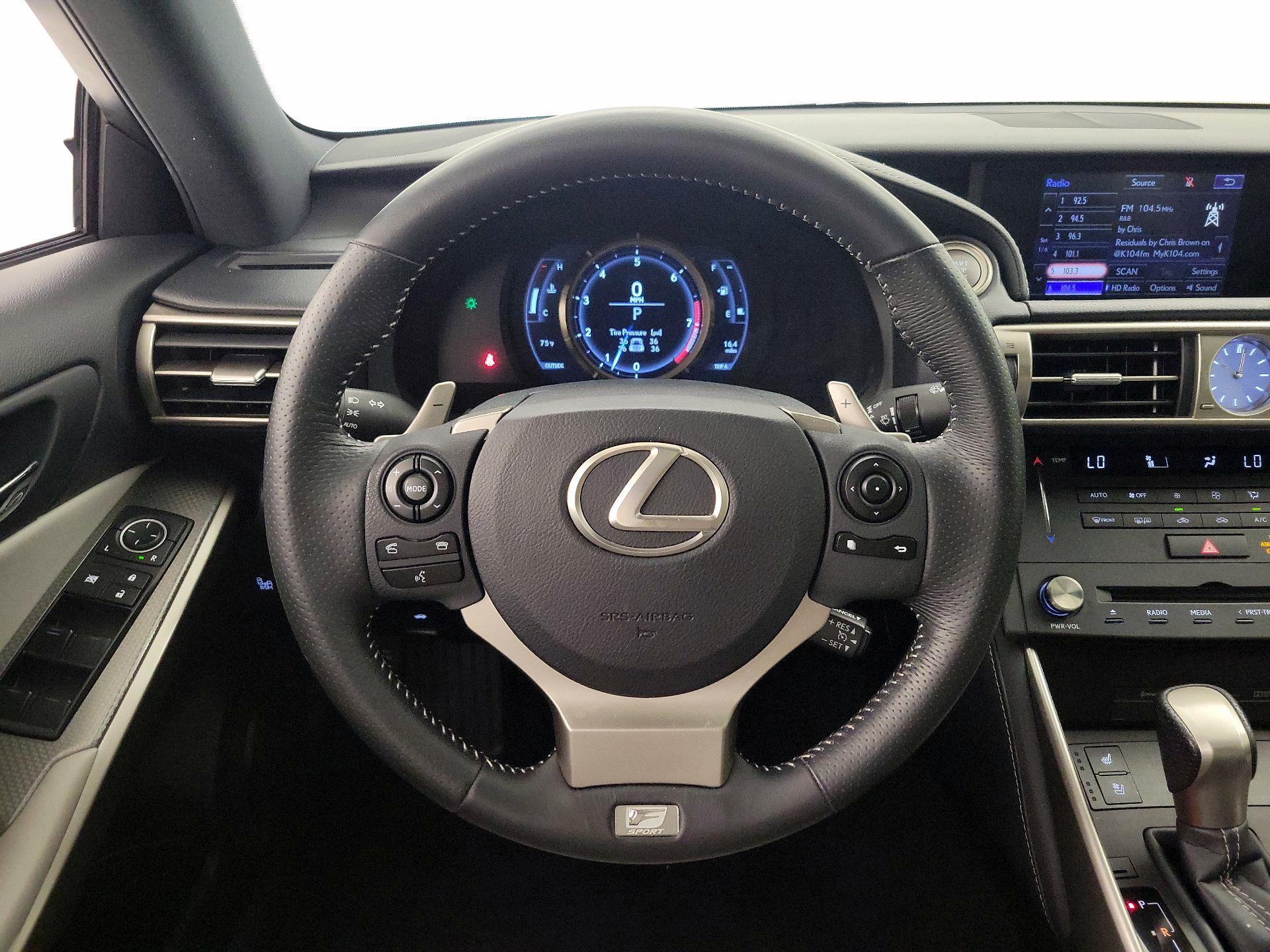 Thumbnail: 2015 Lexus IS - 10