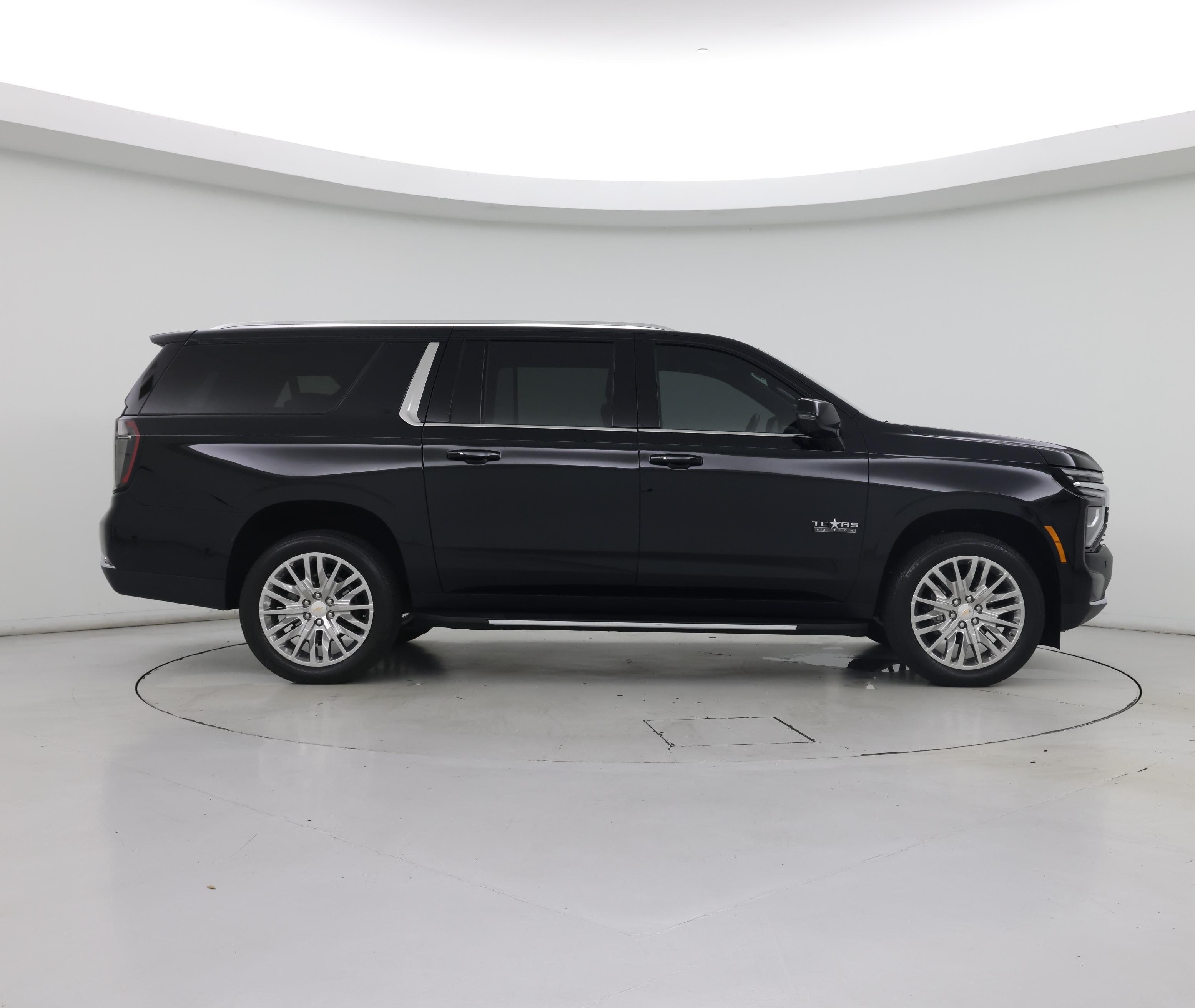 Thumbnail: 2025 Chevrolet Suburban - 7