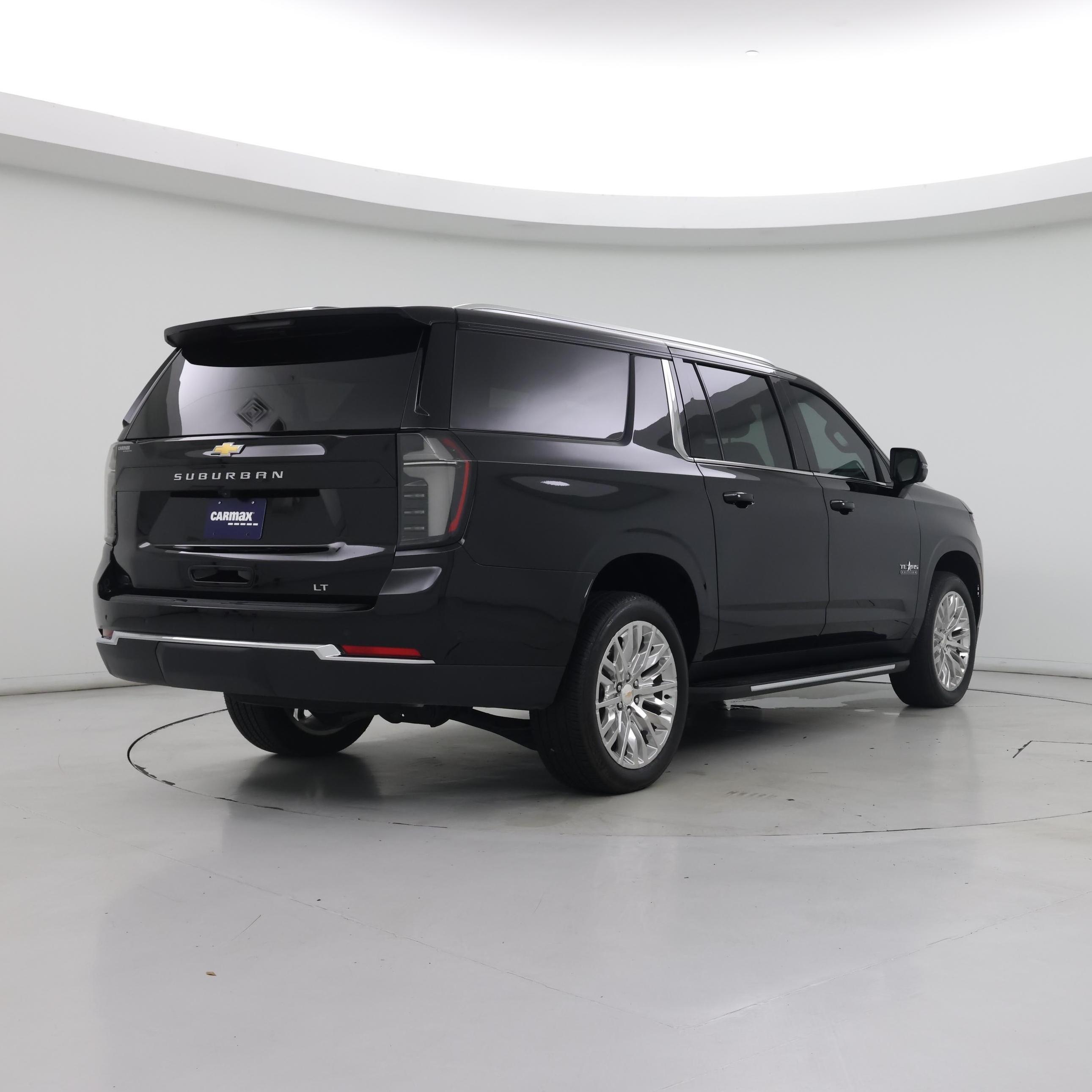 Thumbnail: 2025 Chevrolet Suburban - 8