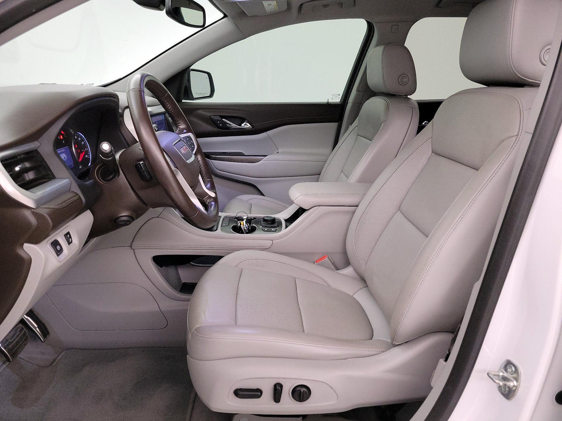 Thumbnail: 2020 GMC Acadia - 11