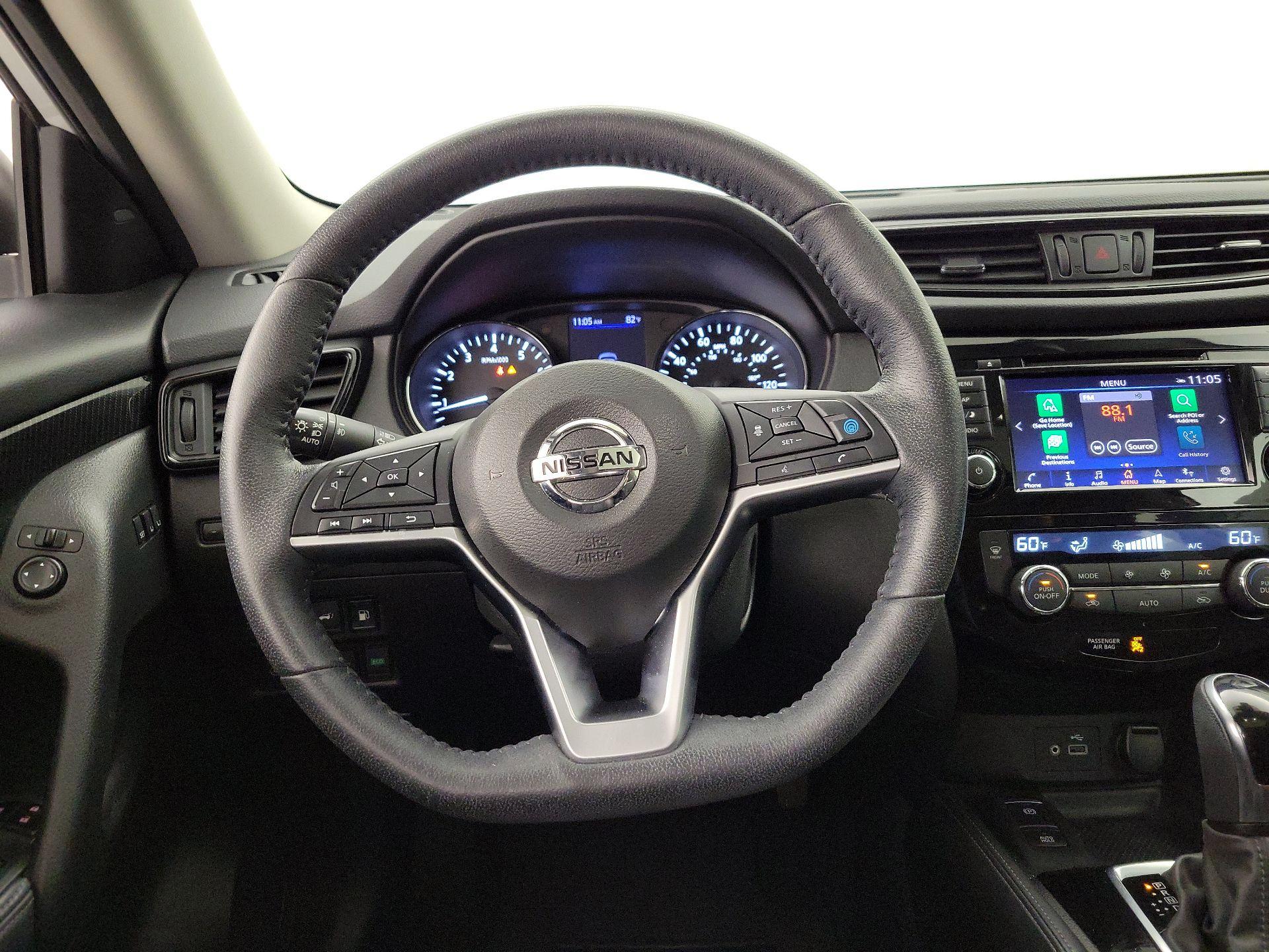 Thumbnail: 2019 Nissan Rogue - 10