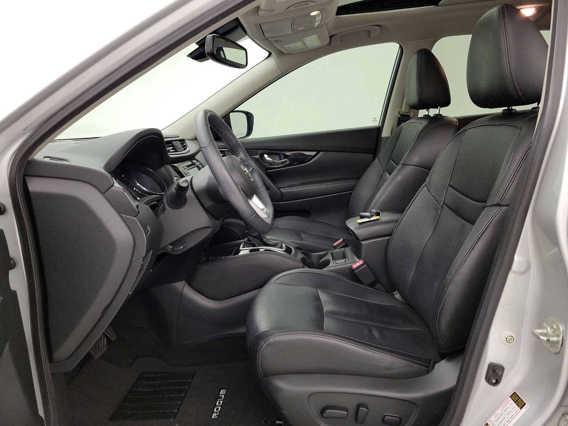Thumbnail: 2019 Nissan Rogue - 11