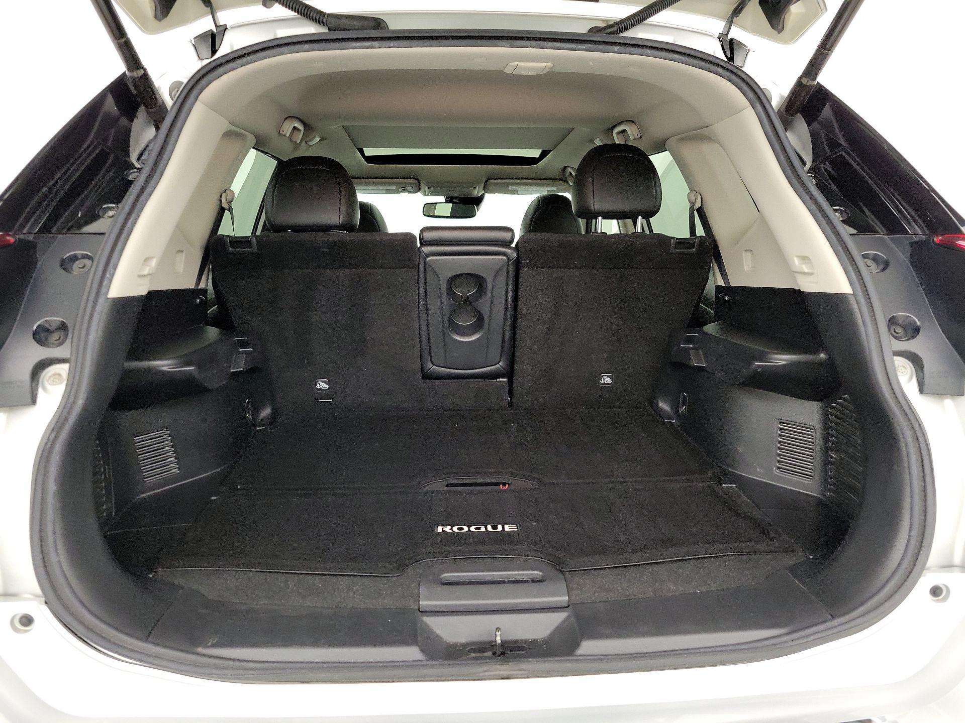 Thumbnail: 2019 Nissan Rogue - 20