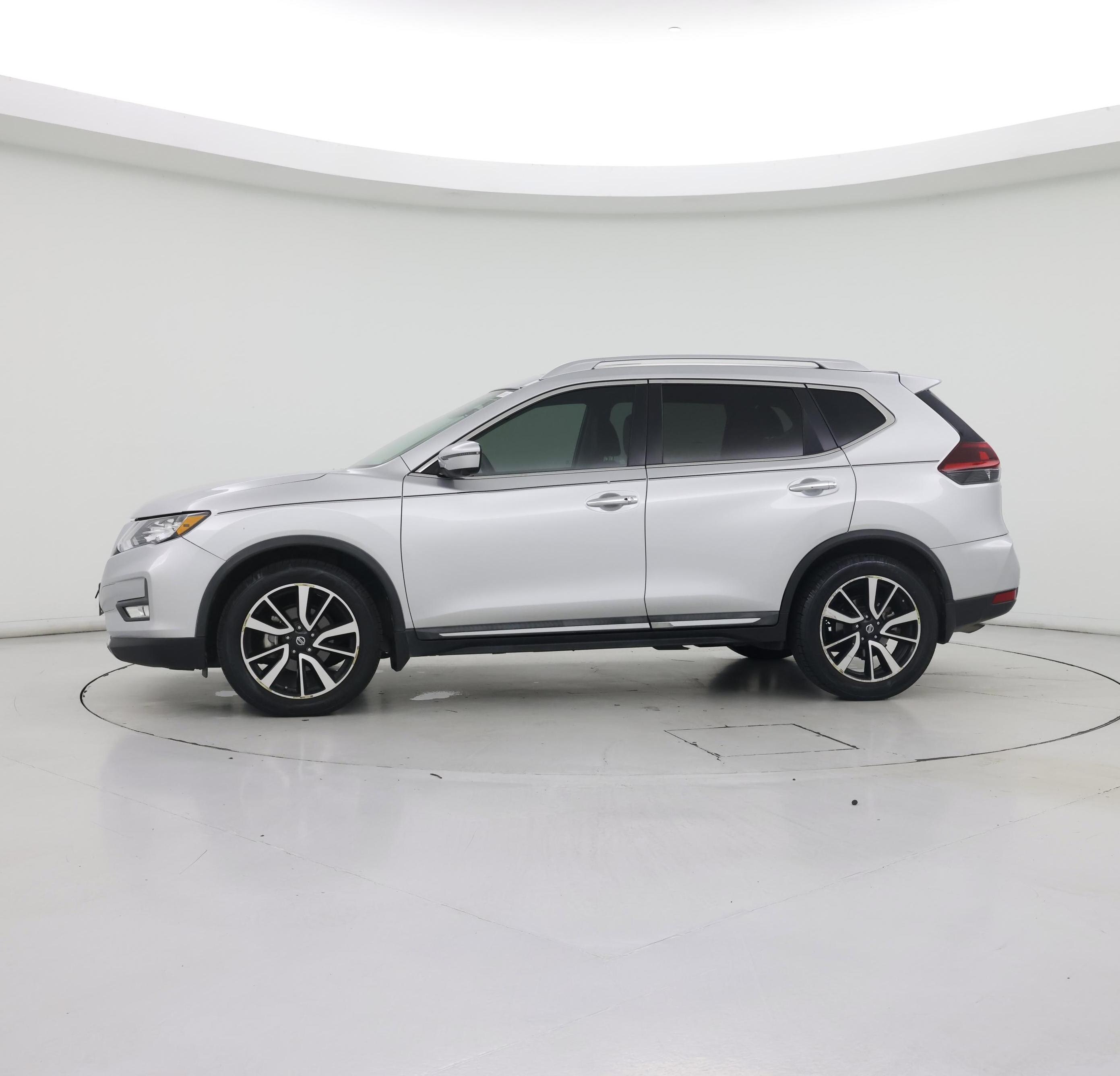 Thumbnail: 2019 Nissan Rogue - 3