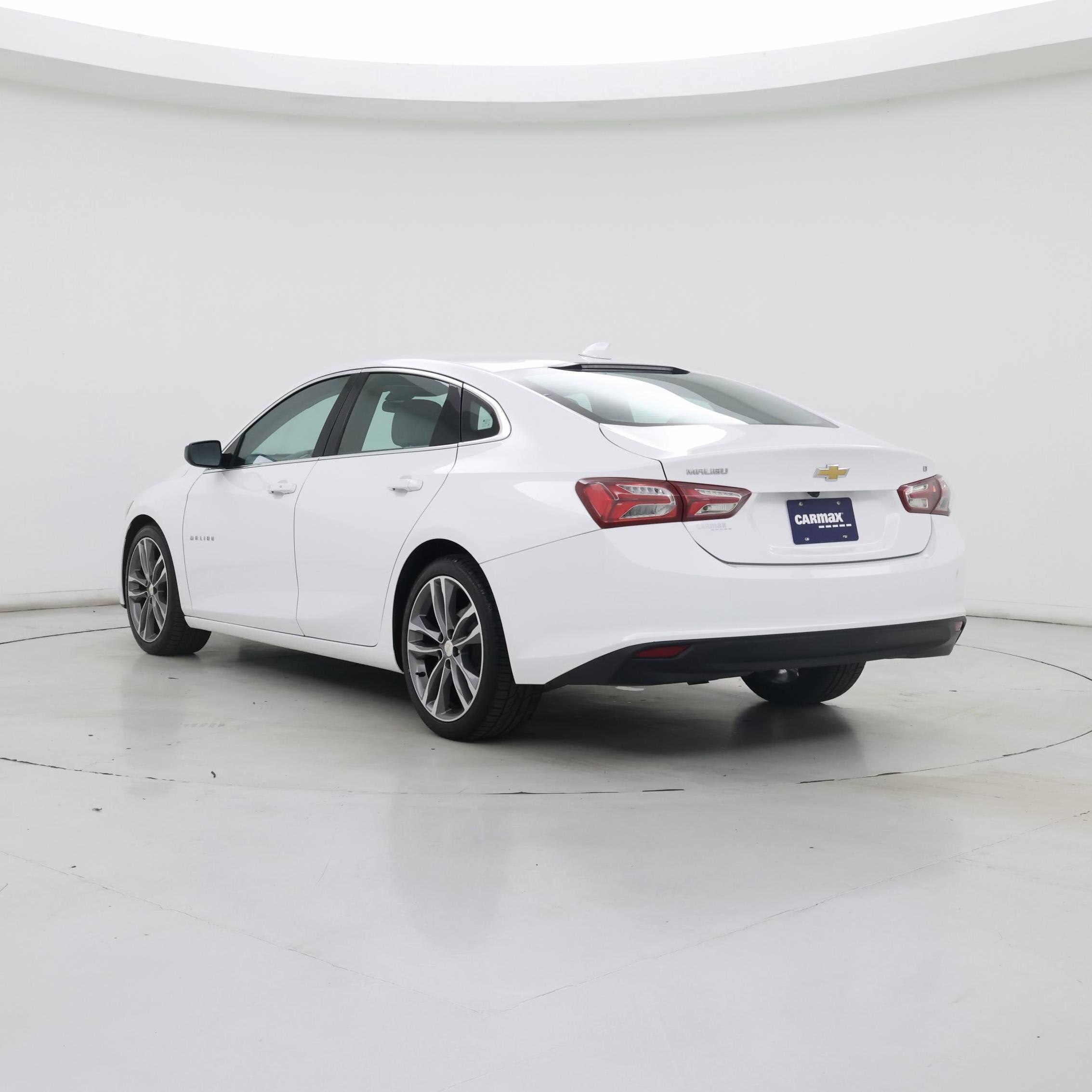 Thumbnail: 2021 Chevrolet Malibu - 2