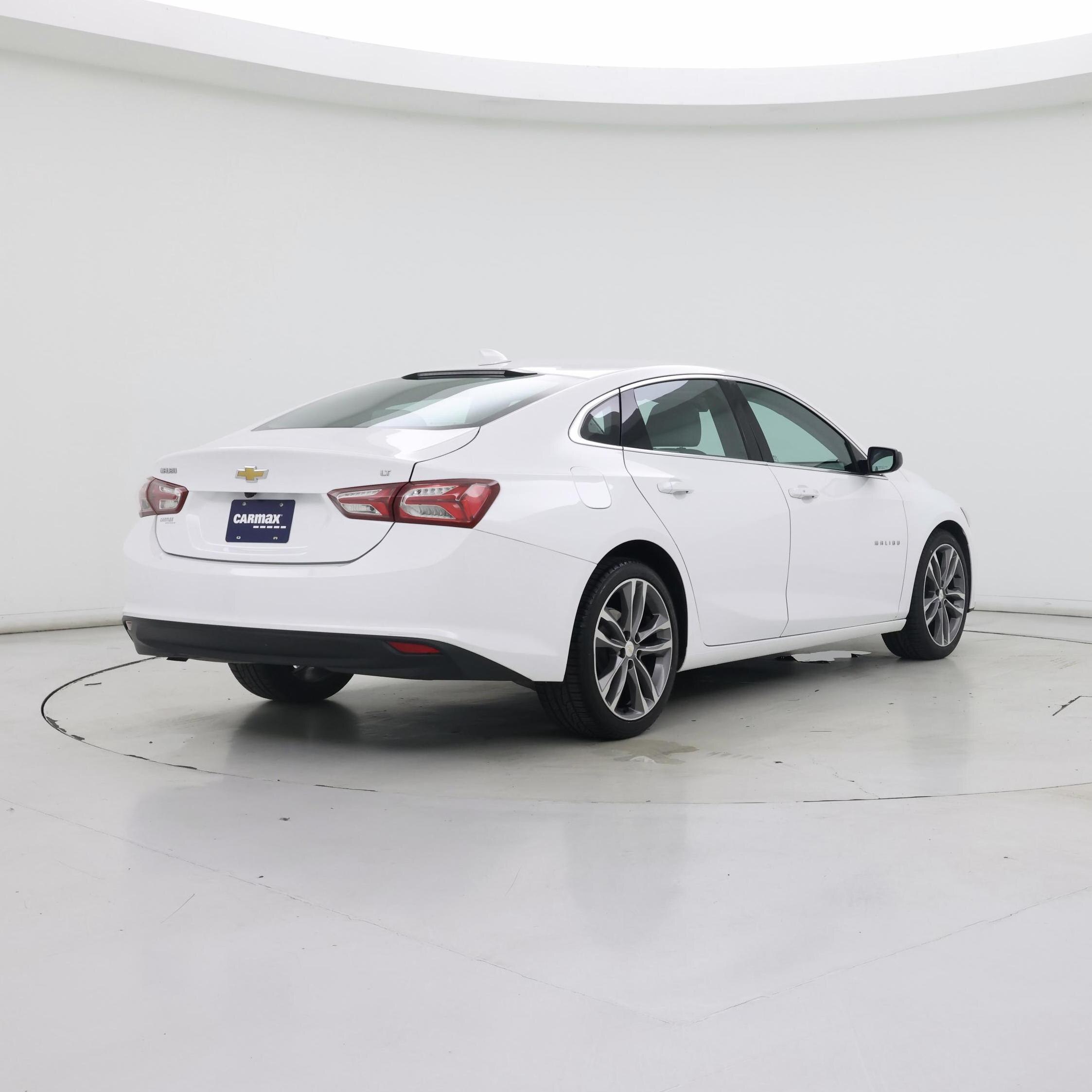 Thumbnail: 2021 Chevrolet Malibu - 8