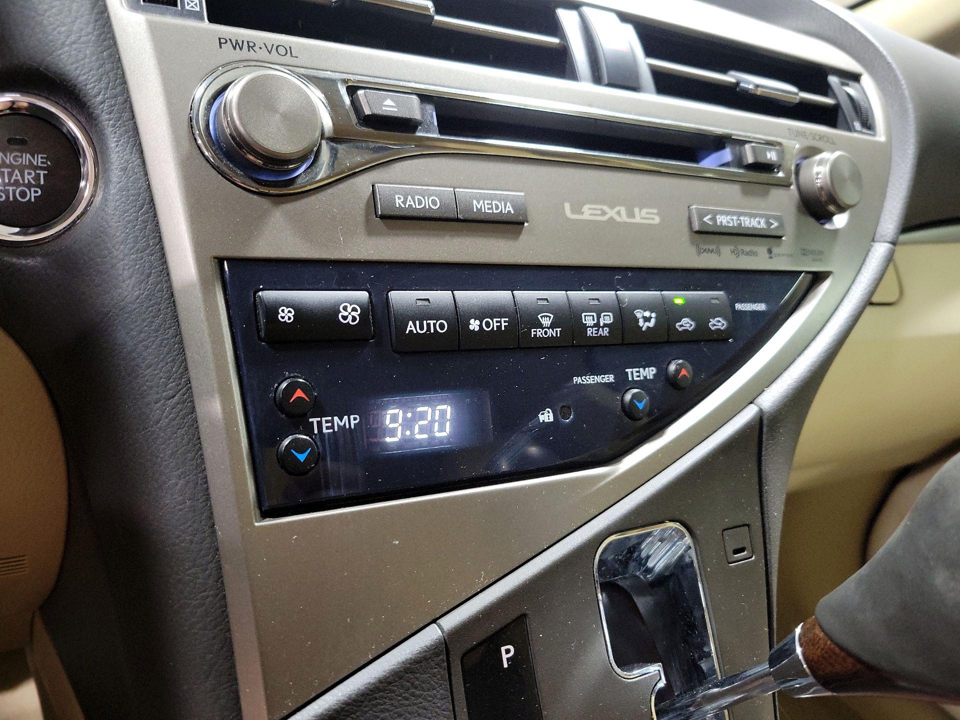 Thumbnail: 2015 Lexus RX - 16