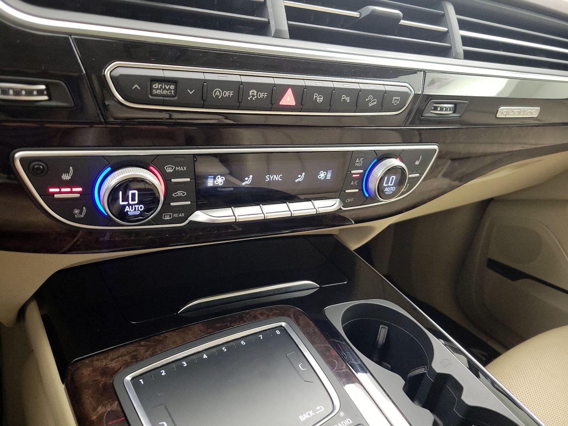 Thumbnail: 2019 Audi Q7 - 17
