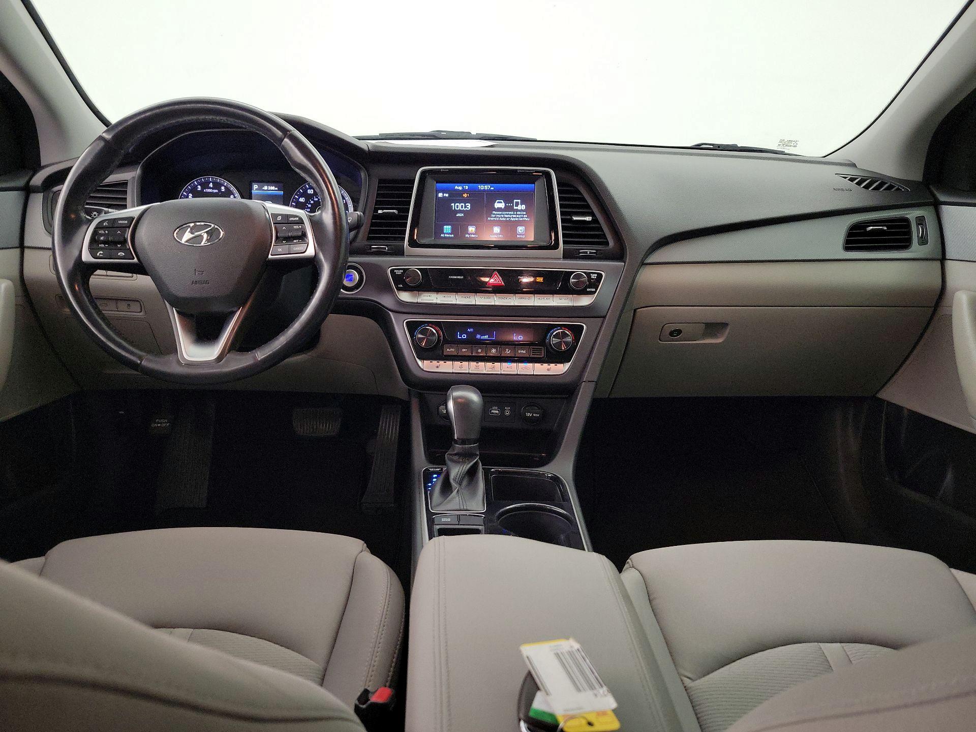 Thumbnail: 2019 Hyundai Sonata - 9