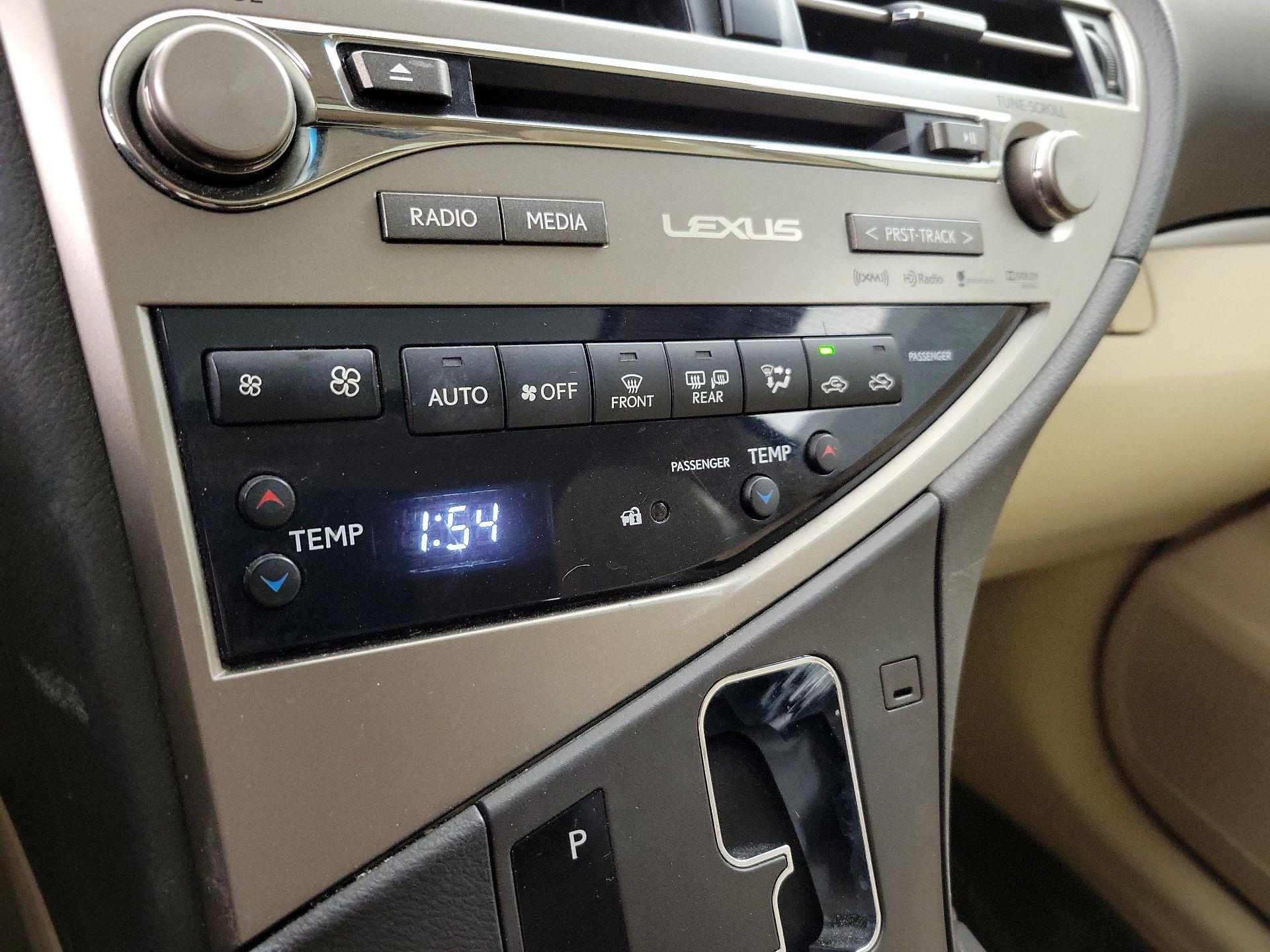 Thumbnail: 2015 Lexus RX - 16