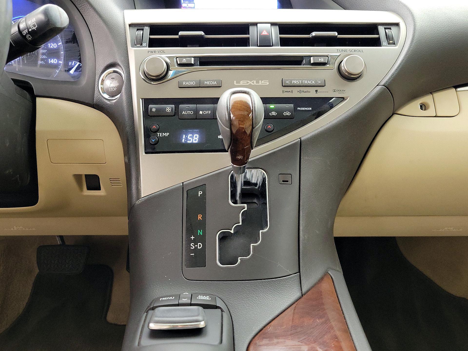 Thumbnail: 2015 Lexus RX - 17