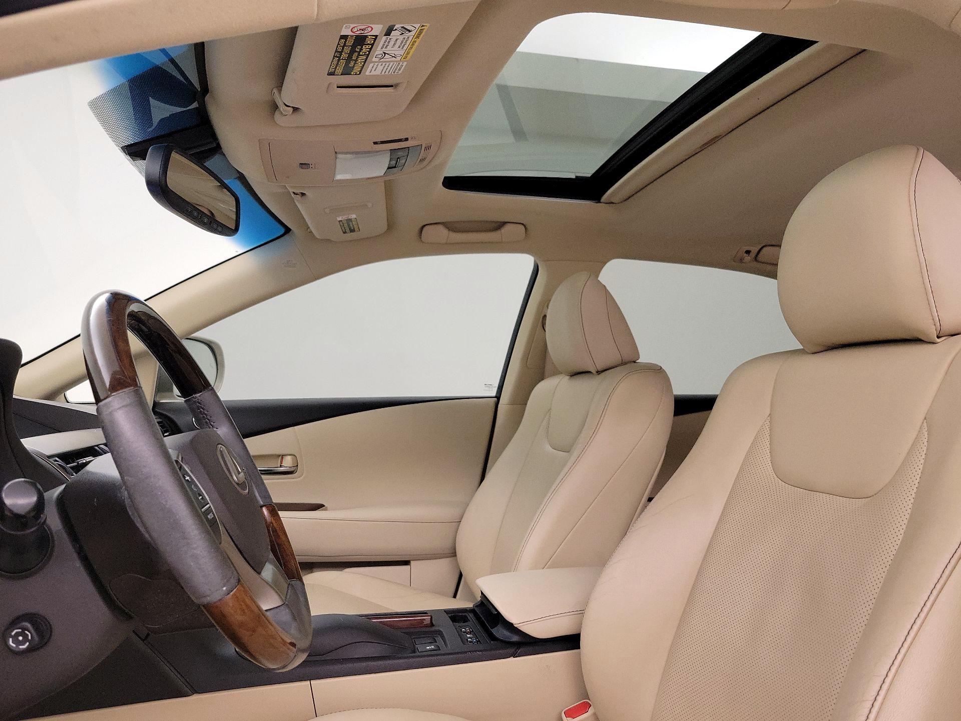 Thumbnail: 2015 Lexus RX - 18