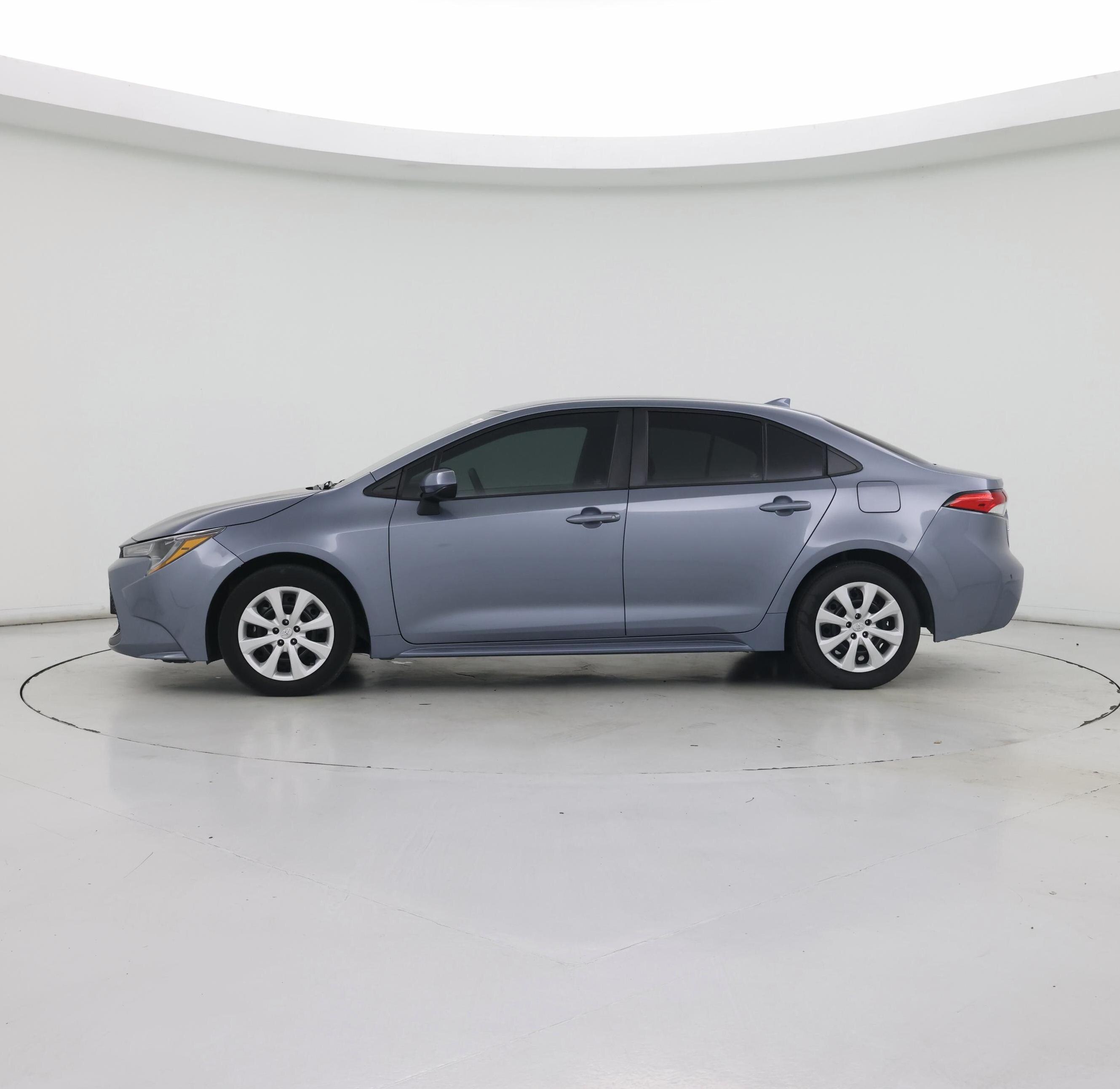Thumbnail: 2022 Toyota Corolla - 3