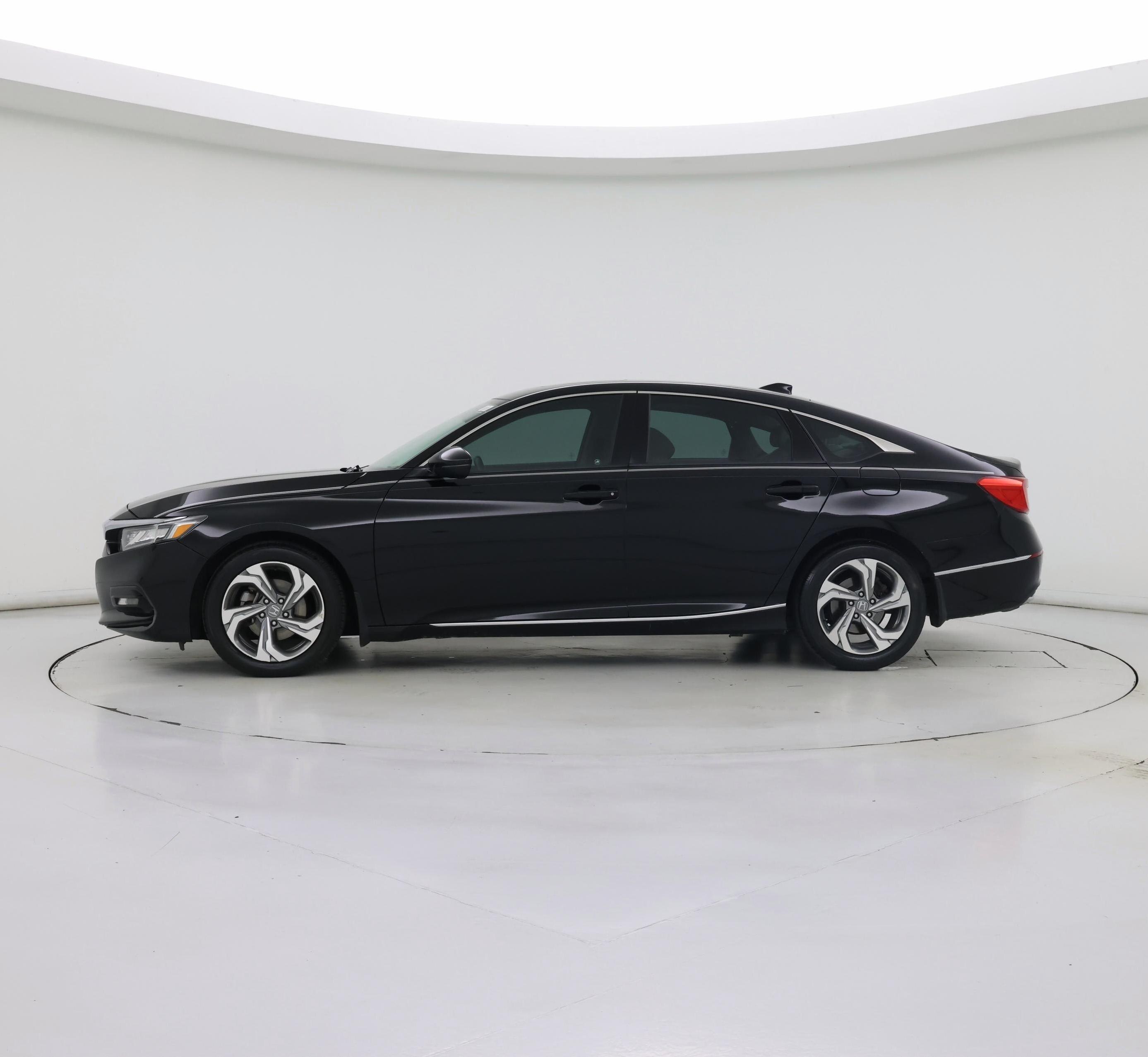 Thumbnail: 2018 Honda Accord - 3